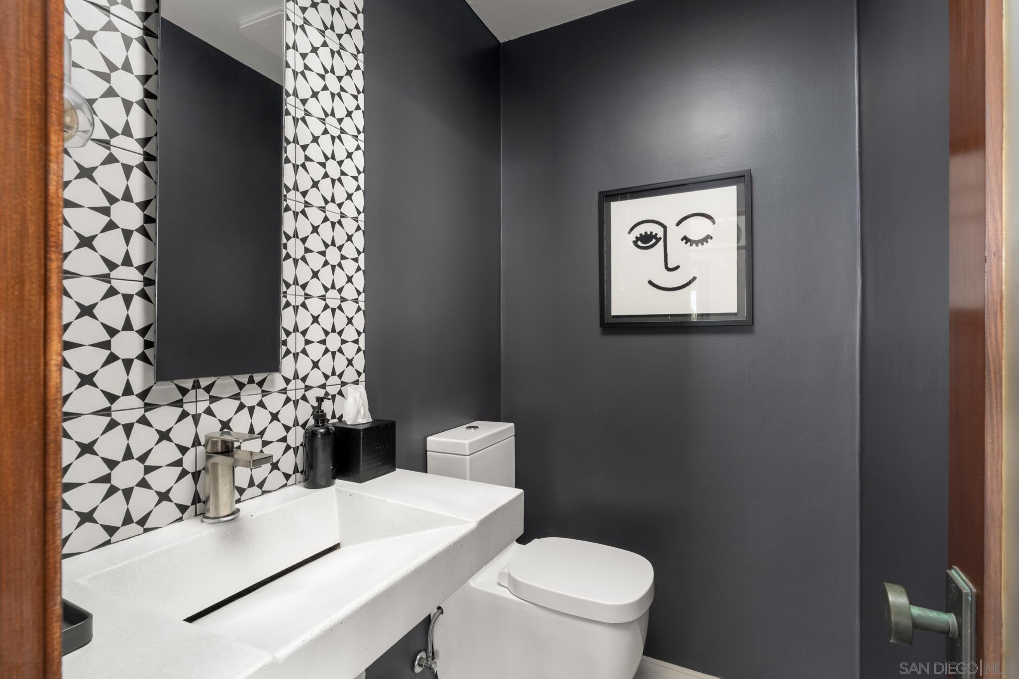 Detail Gallery Image 16 of 30 For 1370  Neptune, Encinitas,  CA 92024 - 4 Beds | 4/1 Baths