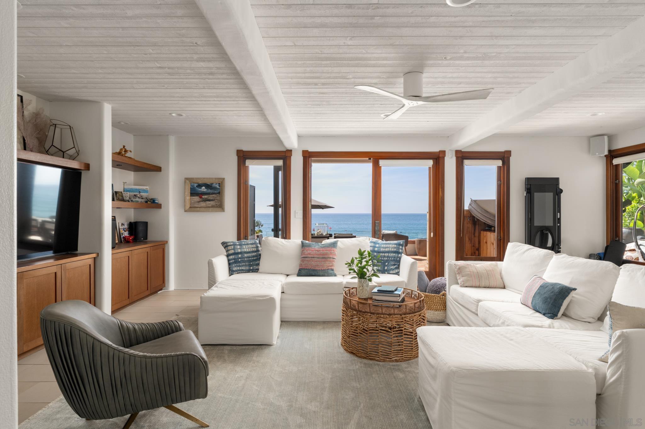 Detail Gallery Image 23 of 30 For 1370  Neptune, Encinitas,  CA 92024 - 4 Beds | 4/1 Baths