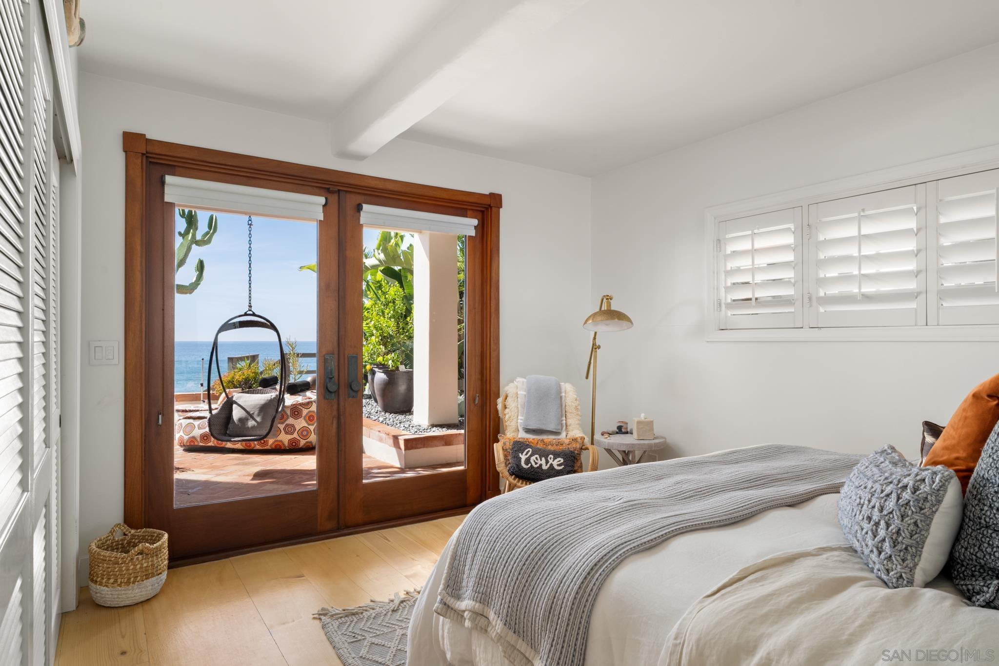 Detail Gallery Image 24 of 30 For 1370  Neptune, Encinitas,  CA 92024 - 4 Beds | 4/1 Baths