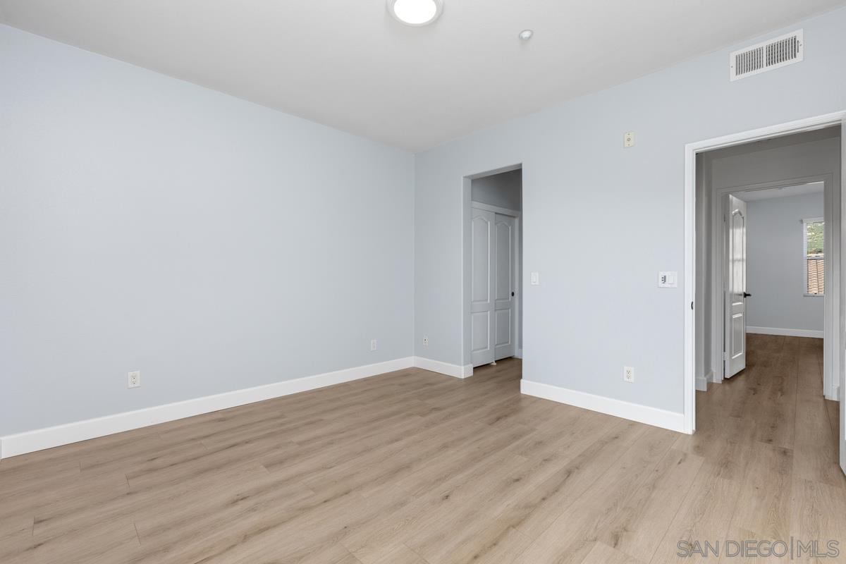 Detail Gallery Image 15 of 36 For 17070  Calle Trevino  #3,  San Diego,  CA 92127 - 3 Beds | 3/1 Baths