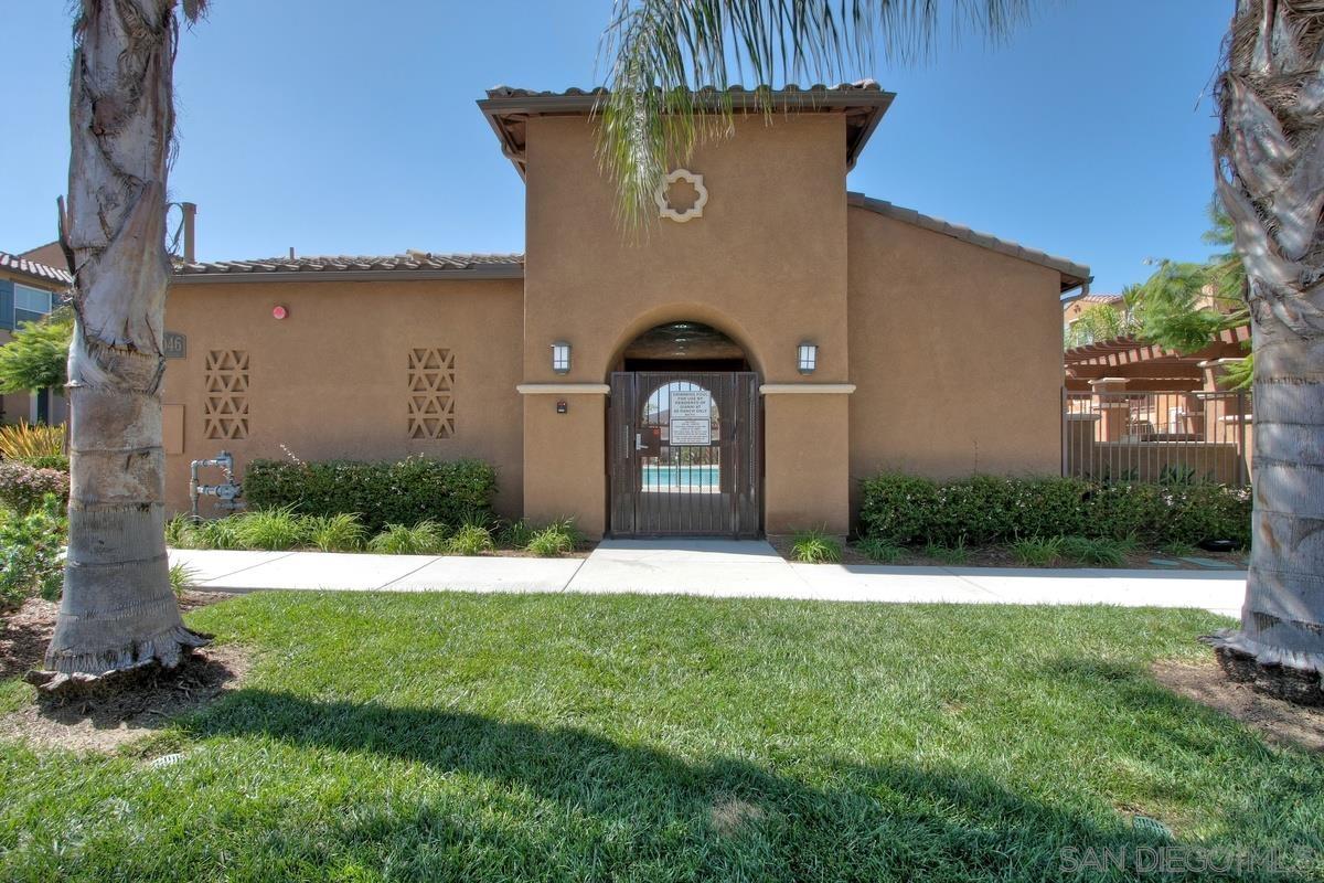 Detail Gallery Image 26 of 36 For 17070  Calle Trevino  #3,  San Diego,  CA 92127 - 3 Beds | 3/1 Baths