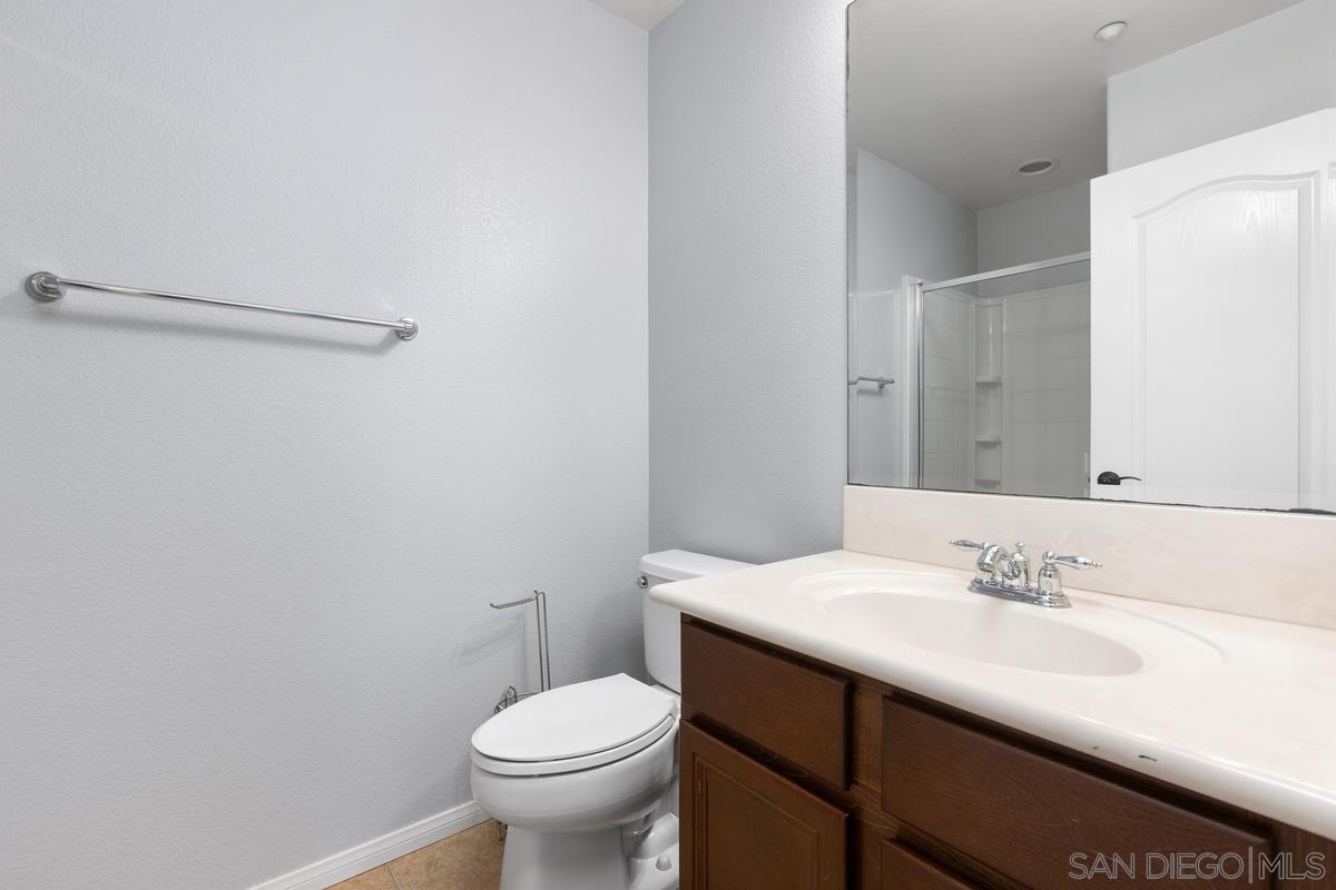 Detail Gallery Image 4 of 36 For 17070  Calle Trevino  #3,  San Diego,  CA 92127 - 3 Beds | 3/1 Baths