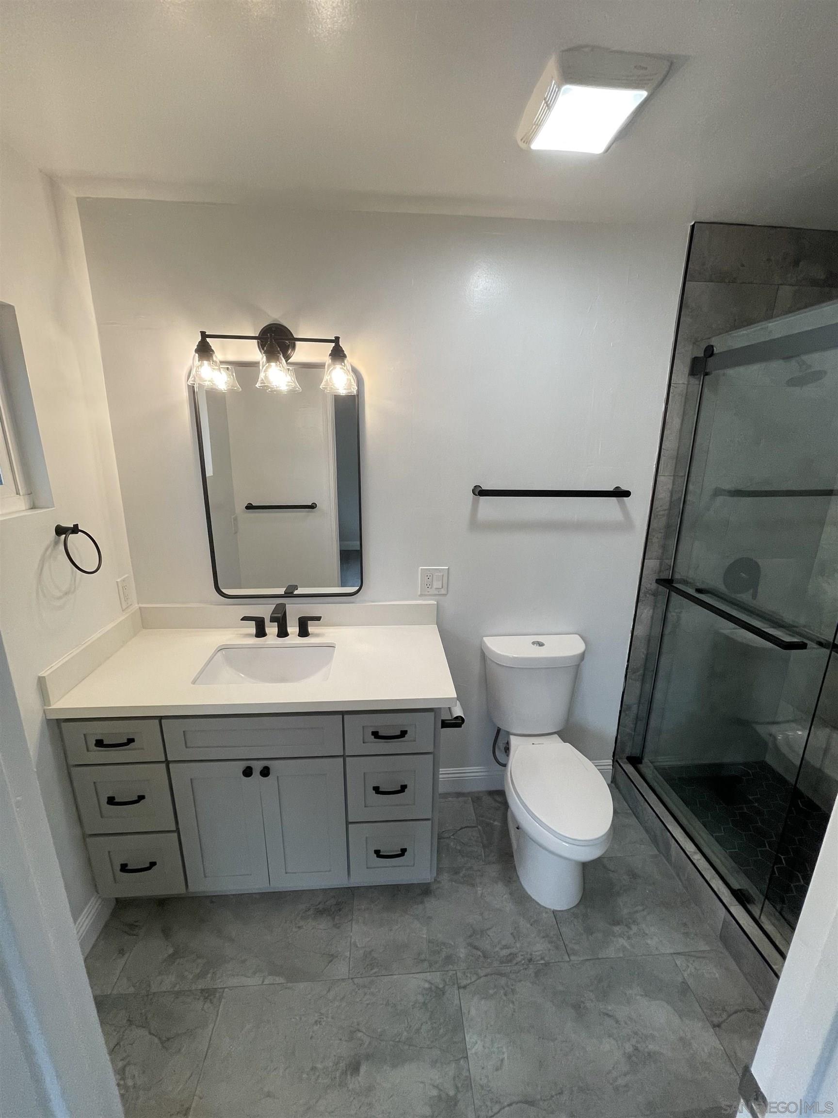 Detail Gallery Image 13 of 22 For 1096  Grove Avenue, Imperial Beach,  CA 91932 - – Beds | – Baths