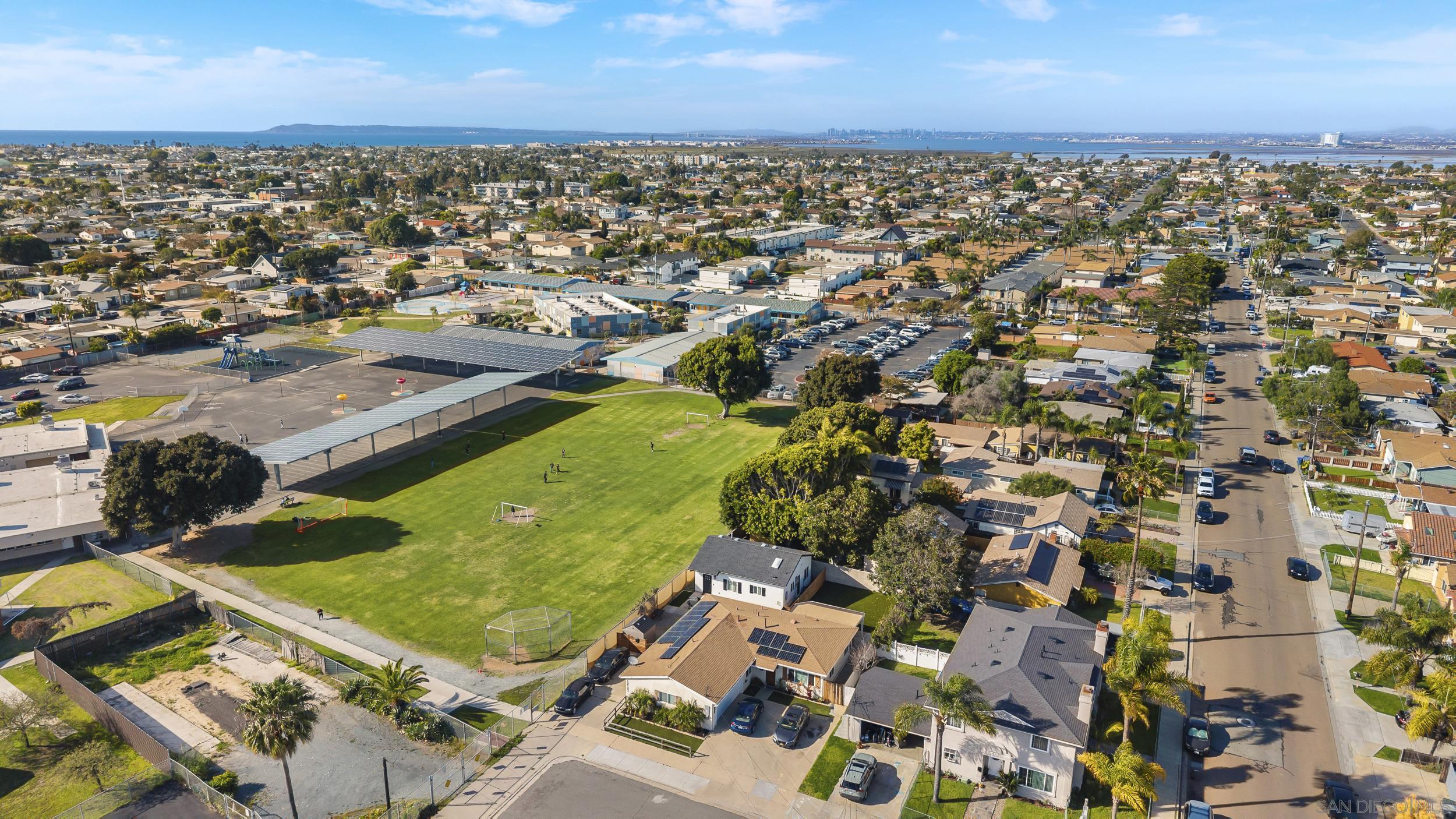 Detail Gallery Image 19 of 22 For 1096  Grove Avenue, Imperial Beach,  CA 91932 - – Beds | – Baths