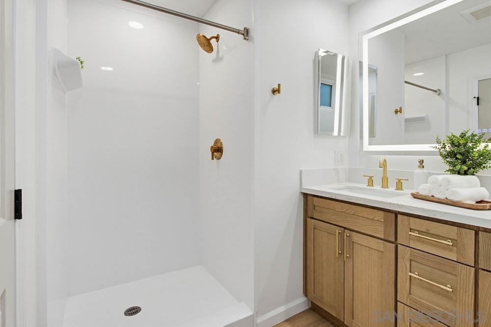 Detail Gallery Image 41 of 56 For 3880  Adams St, Carlsbad,  CA 92008 - 4 Beds | 2 Baths