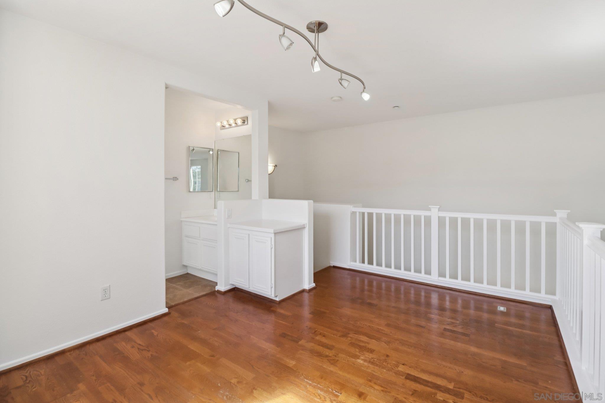 Detail Gallery Image 26 of 41 For 7895  via Montebello  #1,  San Diego,  CA 92129 - 2 Beds | 1/1 Baths