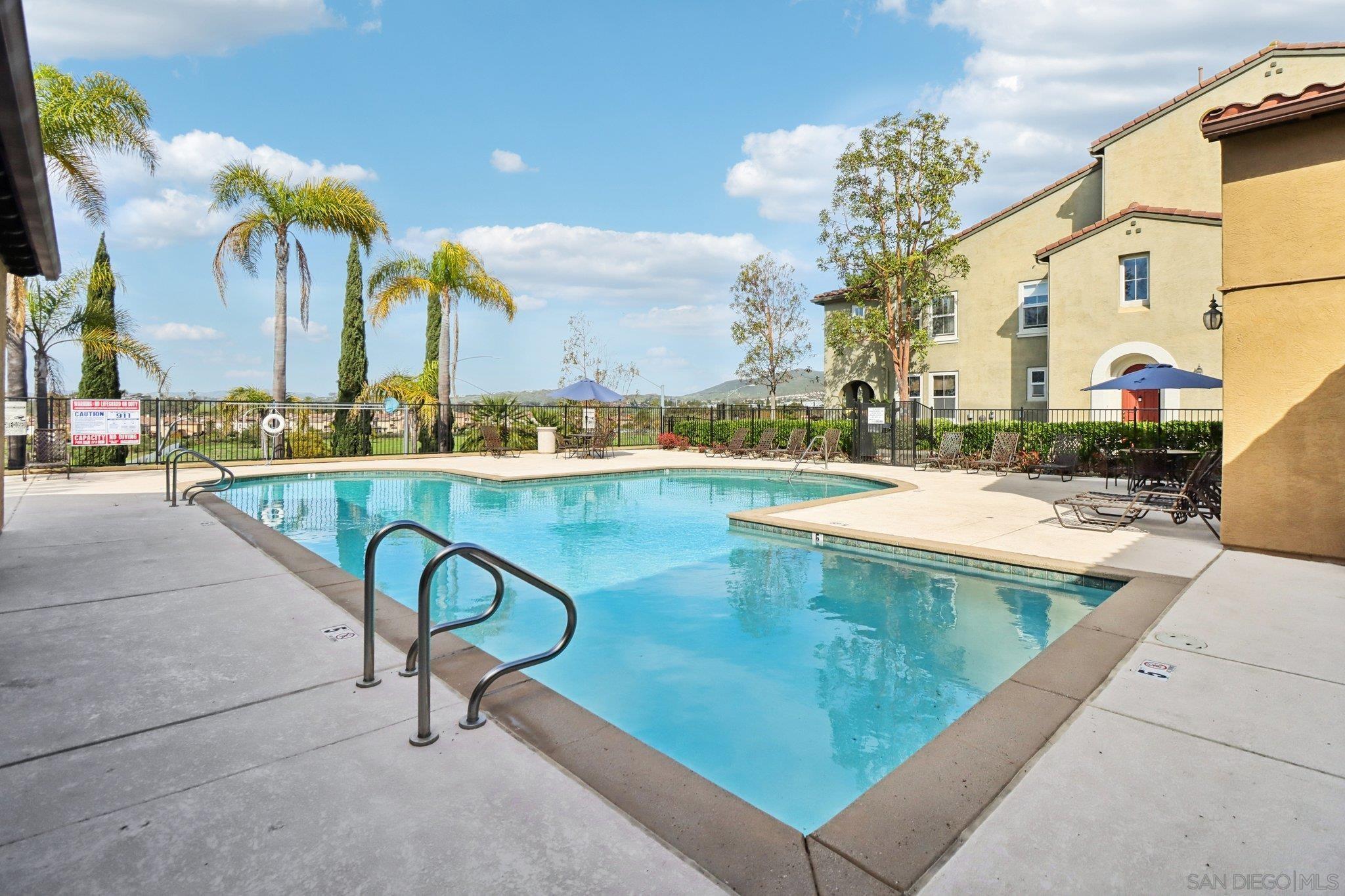 Detail Gallery Image 39 of 41 For 7895  via Montebello  #1,  San Diego,  CA 92129 - 2 Beds | 1/1 Baths