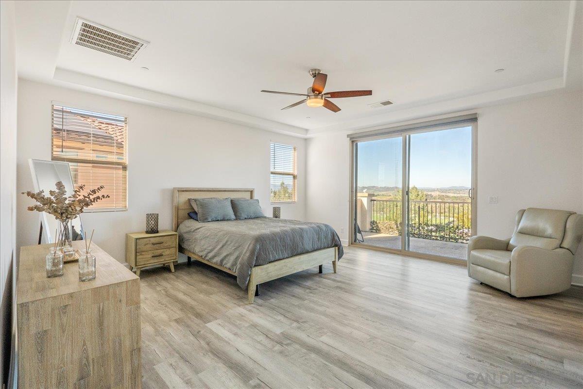 Detail Gallery Image 20 of 43 For 1517  Leonis Pl, Vista,  CA 92083 - 5 Beds | 3/1 Baths