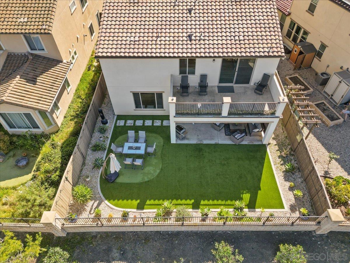 Detail Gallery Image 37 of 43 For 1517  Leonis Pl, Vista,  CA 92083 - 5 Beds | 3/1 Baths