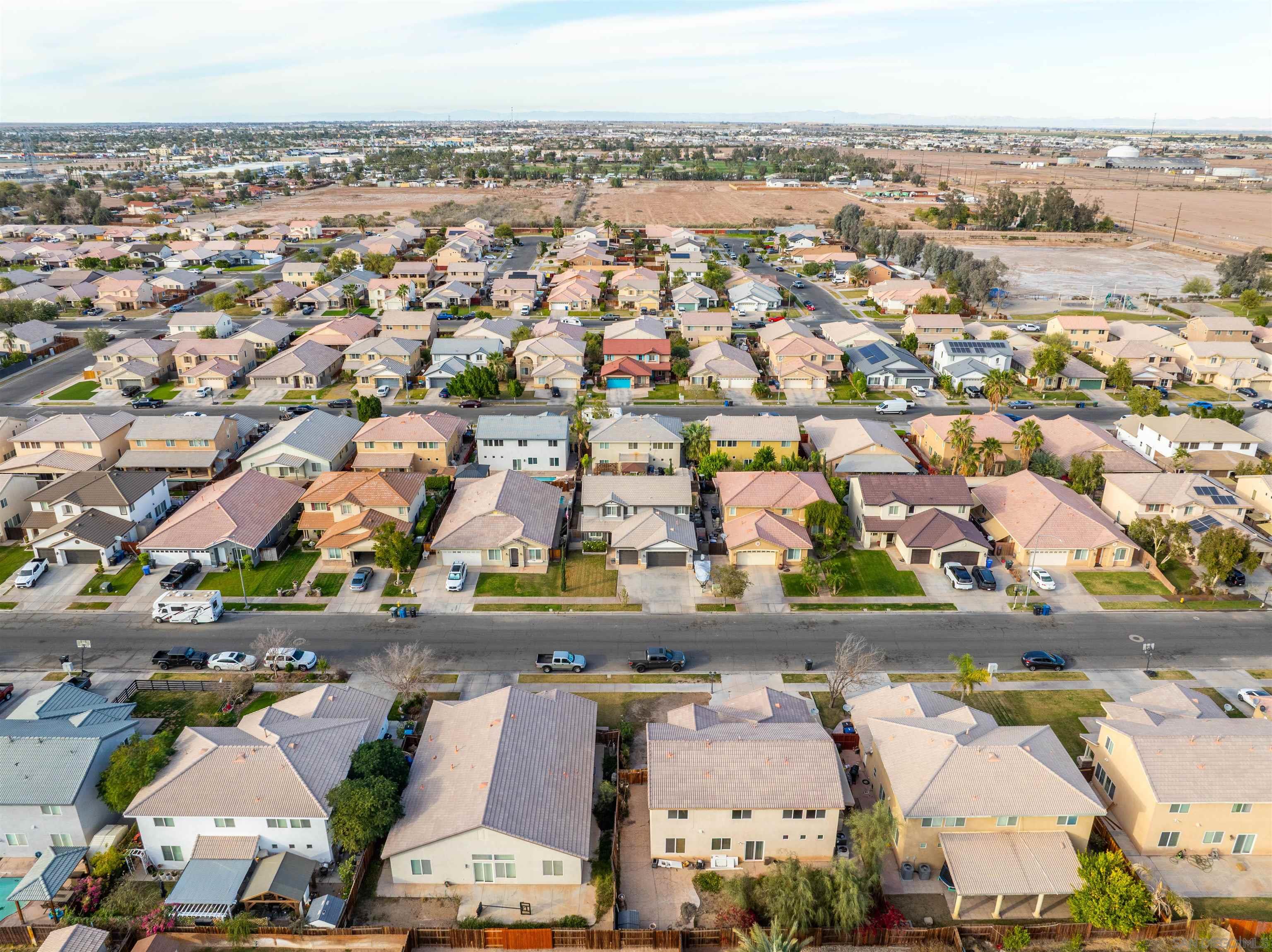 Detail Gallery Image 6 of 40 For 226  Quail Run Dr, El Centro,  CA 92243 - 4 Beds | 2/1 Baths