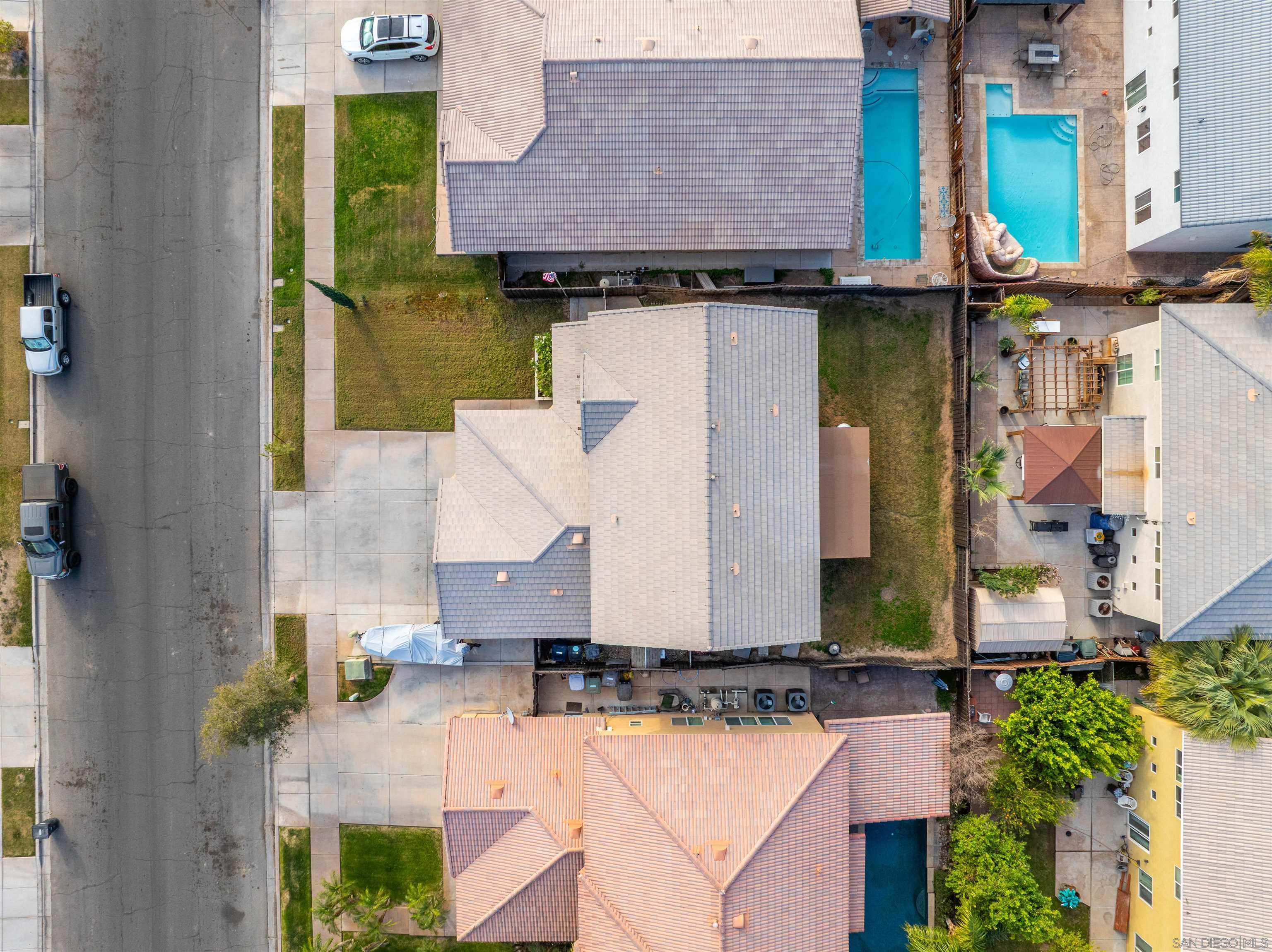 Detail Gallery Image 7 of 40 For 226  Quail Run Dr, El Centro,  CA 92243 - 4 Beds | 2/1 Baths