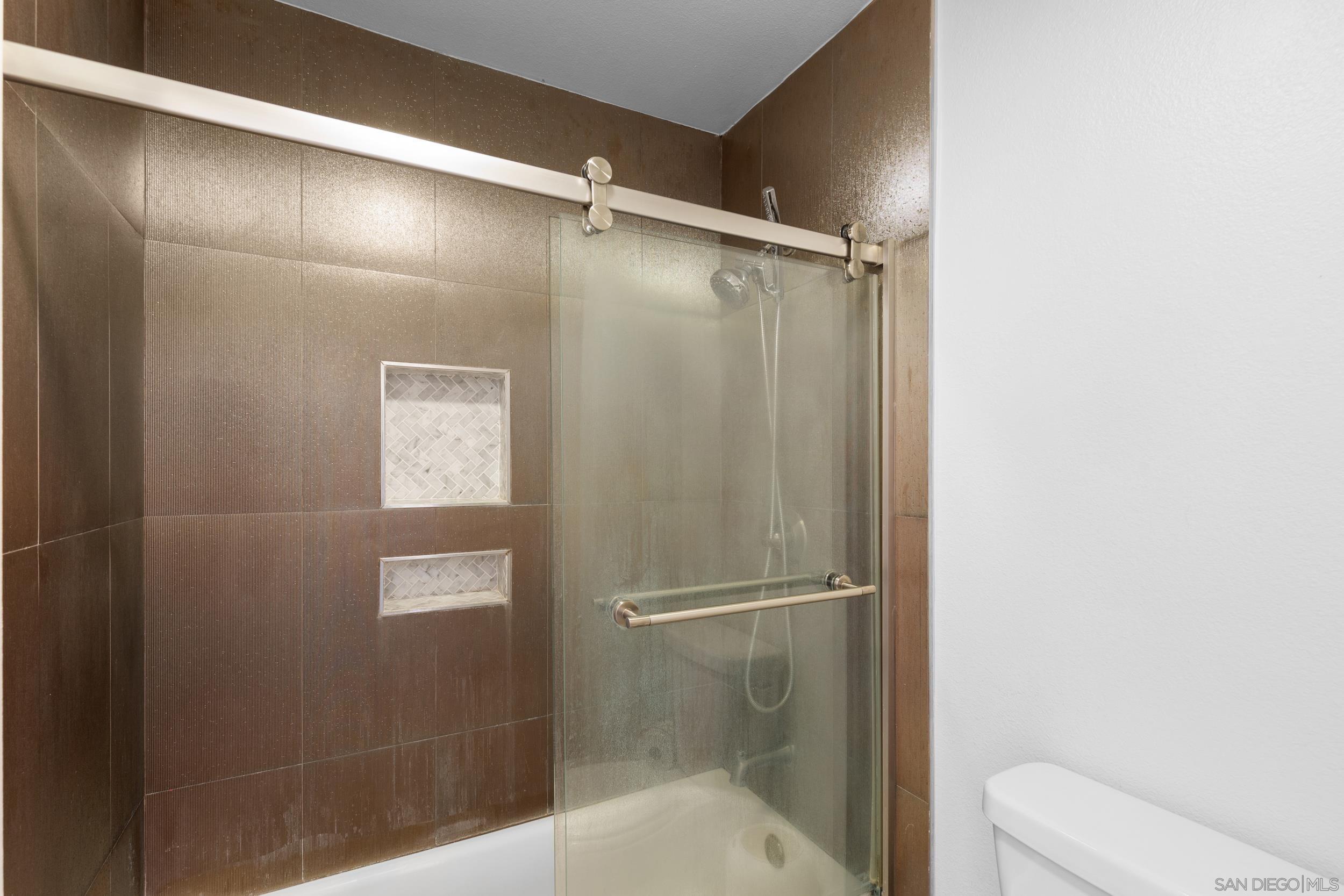 Detail Gallery Image 18 of 27 For 1504  Granite Hills Dr  a,  El Cajon,  CA 92019 - 2 Beds | 2 Baths