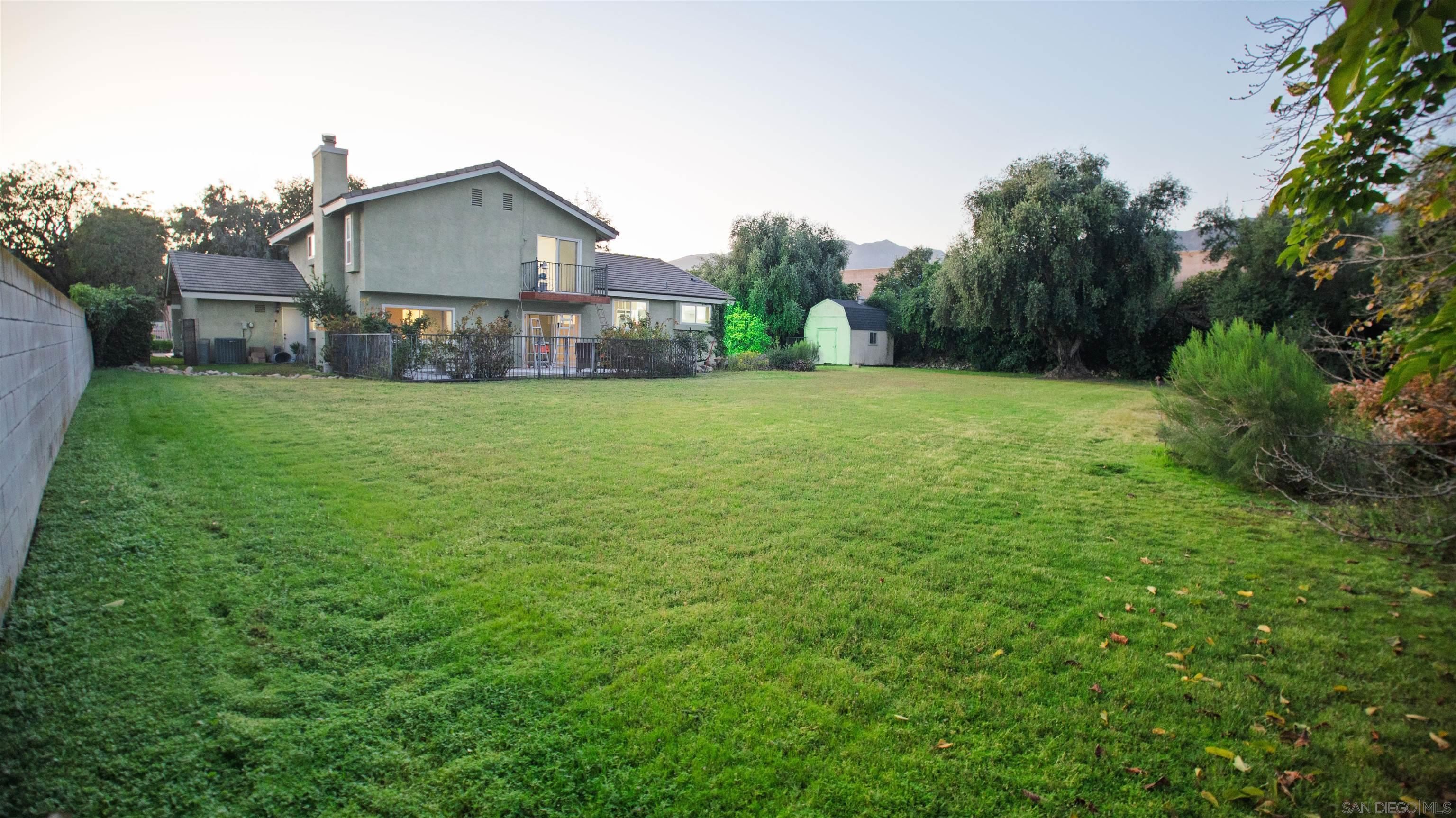 Detail Gallery Image 2 of 24 For 1942 N 3rd Ave, Upland,  CA 91784 - 3 Beds | 2/1 Baths