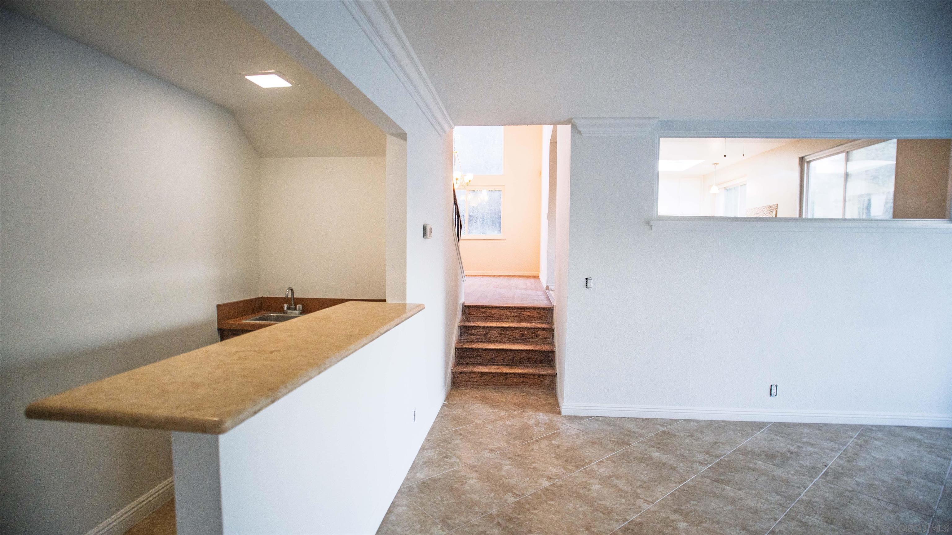 Detail Gallery Image 6 of 24 For 1942 N 3rd Ave, Upland,  CA 91784 - 3 Beds | 2/1 Baths