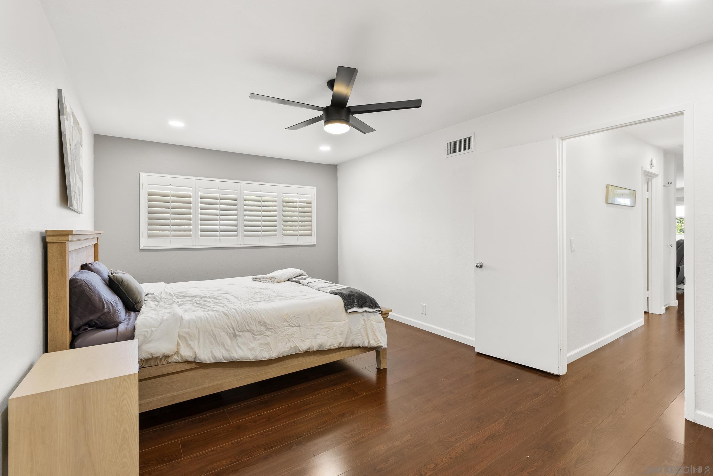 Detail Gallery Image 13 of 23 For 9864  Caminito Cuadro, San Diego,  CA 92129 - 2 Beds | 1/1 Baths