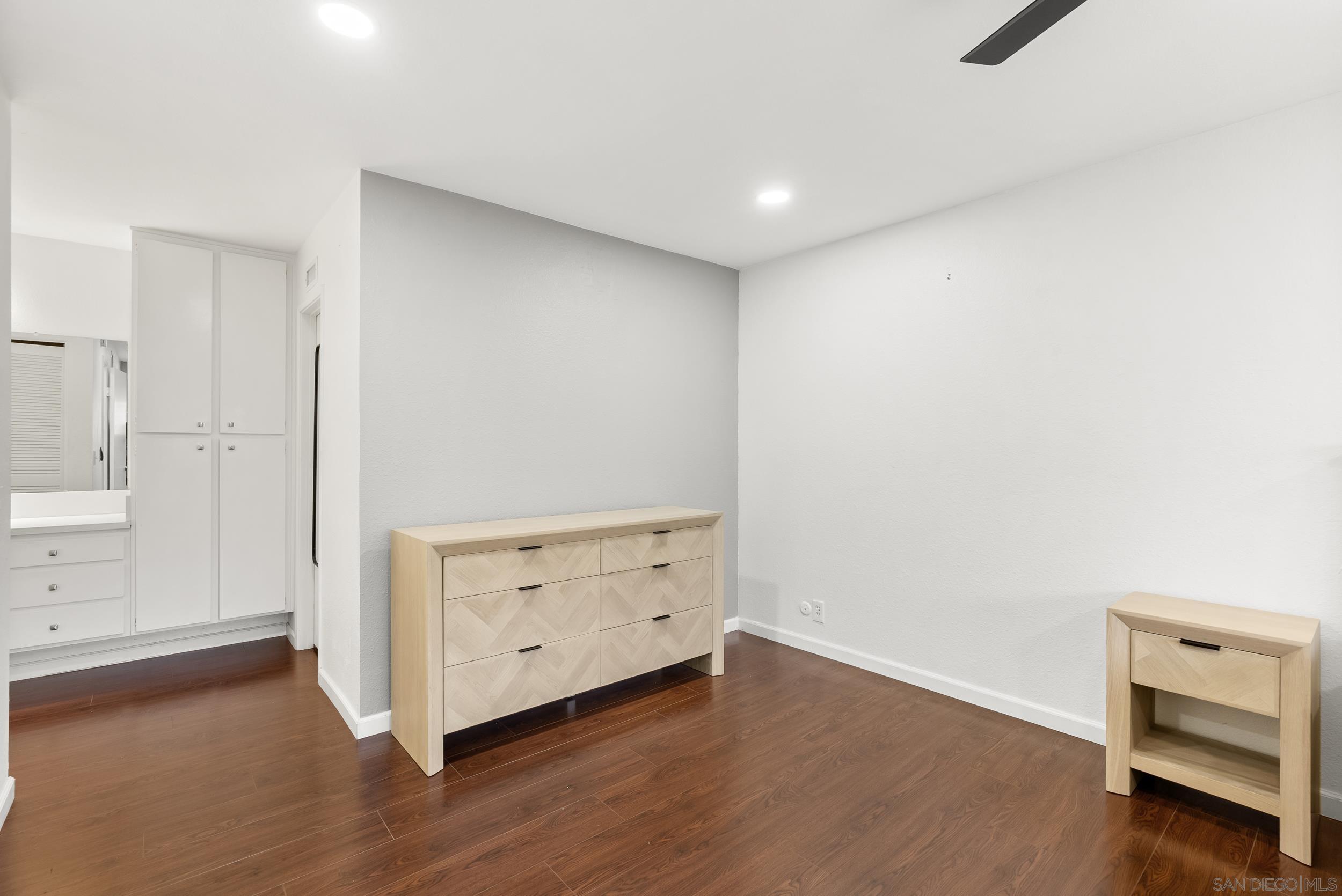 Detail Gallery Image 14 of 23 For 9864  Caminito Cuadro, San Diego,  CA 92129 - 2 Beds | 1/1 Baths