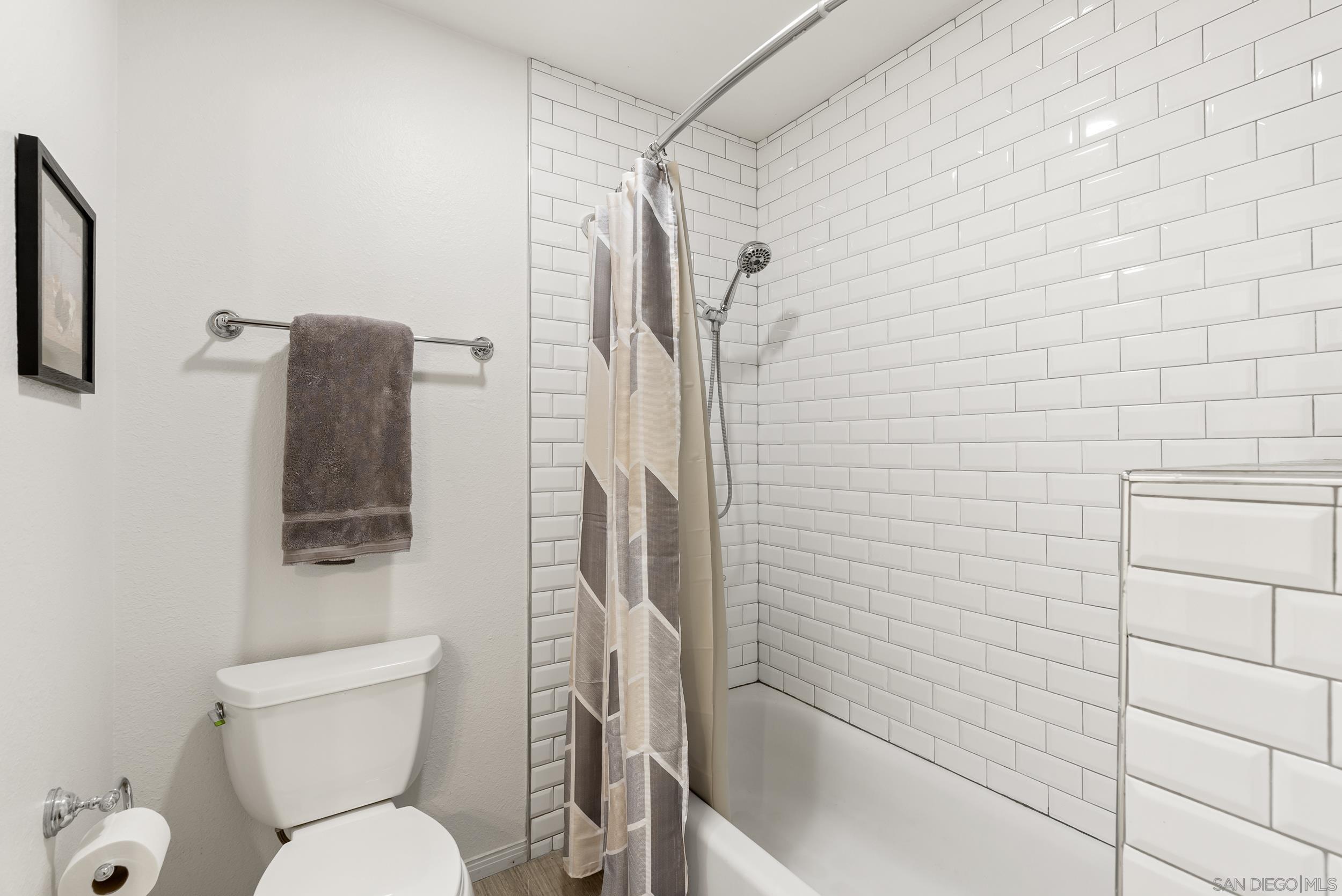 Detail Gallery Image 16 of 23 For 9864  Caminito Cuadro, San Diego,  CA 92129 - 2 Beds | 1/1 Baths