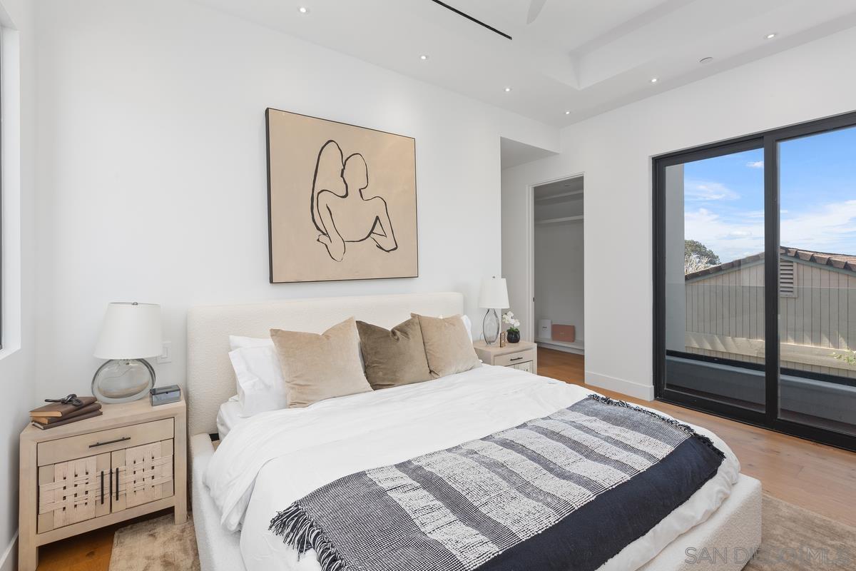 Detail Gallery Image 15 of 43 For 744  Bonair St, La Jolla,  CA 92037 - 3 Beds | 3/1 Baths