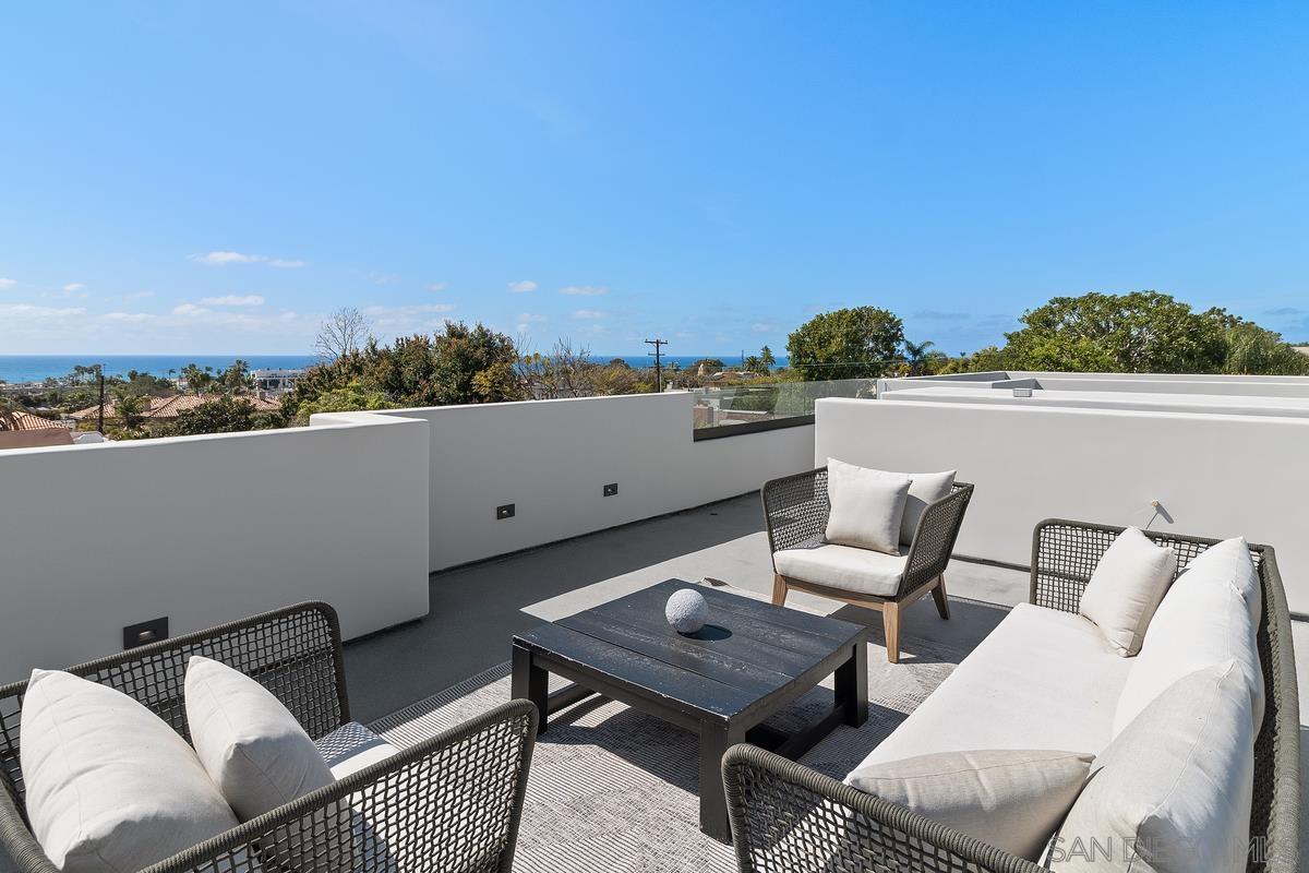 Detail Gallery Image 29 of 43 For 744  Bonair St, La Jolla,  CA 92037 - 3 Beds | 3/1 Baths