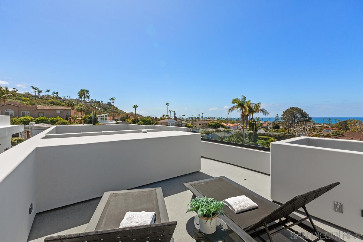 Detail Gallery Image 33 of 43 For 744  Bonair St, La Jolla,  CA 92037 - 3 Beds | 3/1 Baths