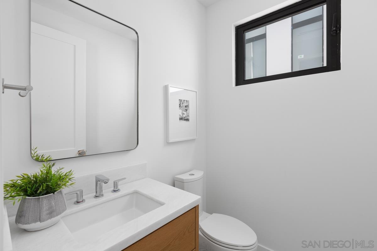 Detail Gallery Image 16 of 49 For 744  Bonair St, La Jolla,  CA 92037 - 4 Beds | 2/1 Baths