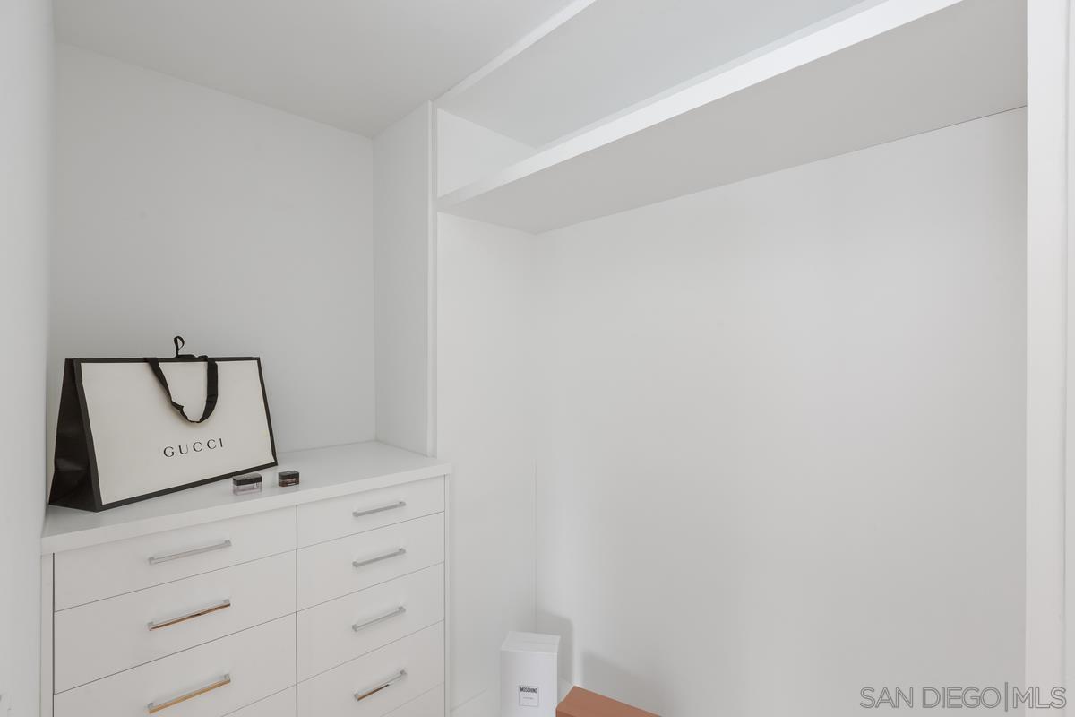 Detail Gallery Image 26 of 49 For 744  Bonair St, La Jolla,  CA 92037 - 4 Beds | 2/1 Baths