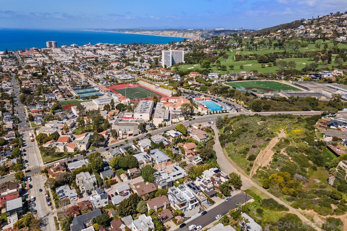 Detail Gallery Image 48 of 49 For 744  Bonair St, La Jolla,  CA 92037 - 4 Beds | 2/1 Baths