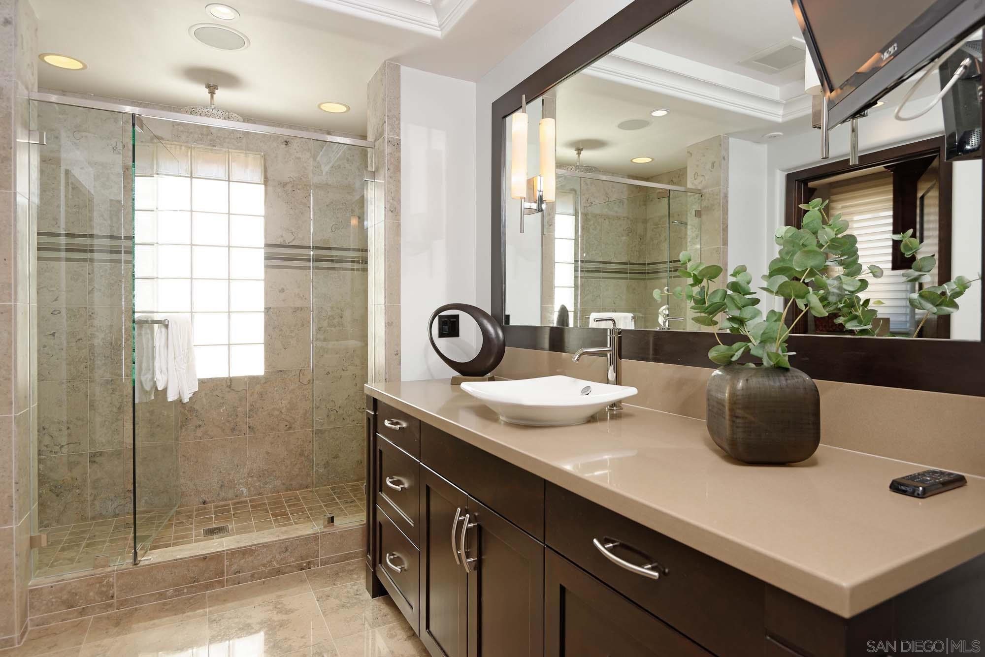 Detail Gallery Image 15 of 24 For 357 S Coast Blvd, La Jolla,  CA 92037 - 3 Beds | 4/1 Baths