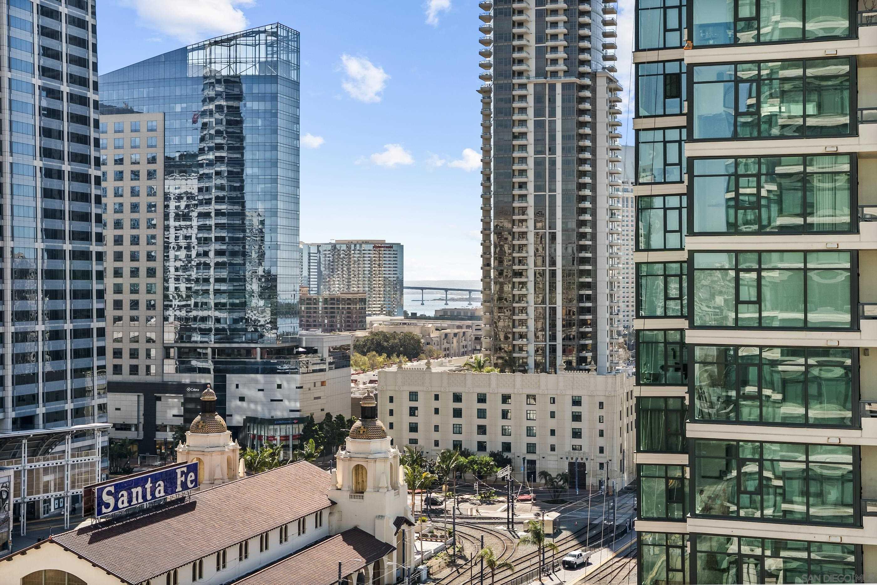 Detail Gallery Image 16 of 38 For 1205  Pacific Hwy  #1505,  San Diego,  CA 92101 - 2 Beds | 2 Baths