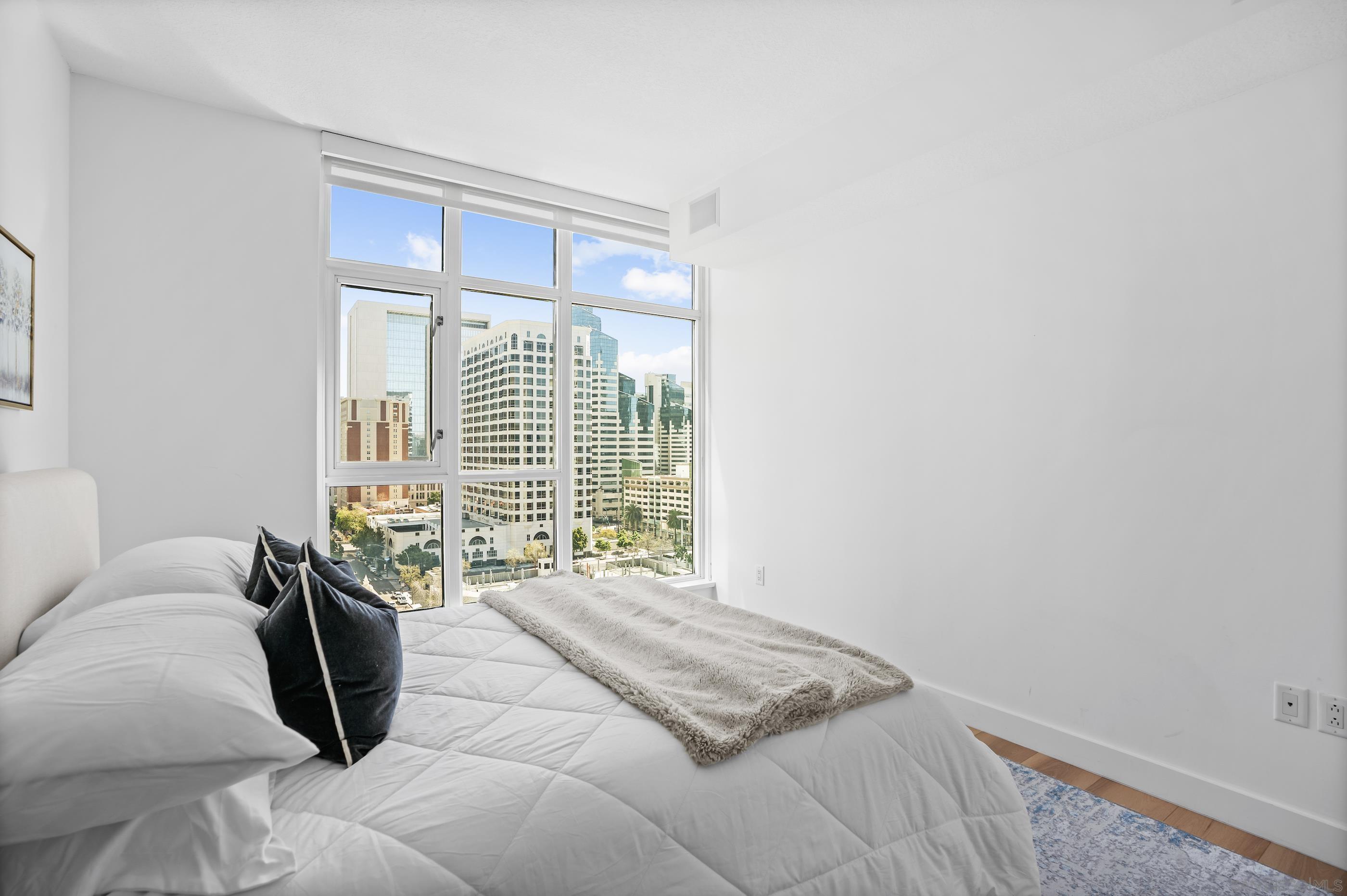 Detail Gallery Image 19 of 38 For 1205  Pacific Hwy  #1505,  San Diego,  CA 92101 - 2 Beds | 2 Baths