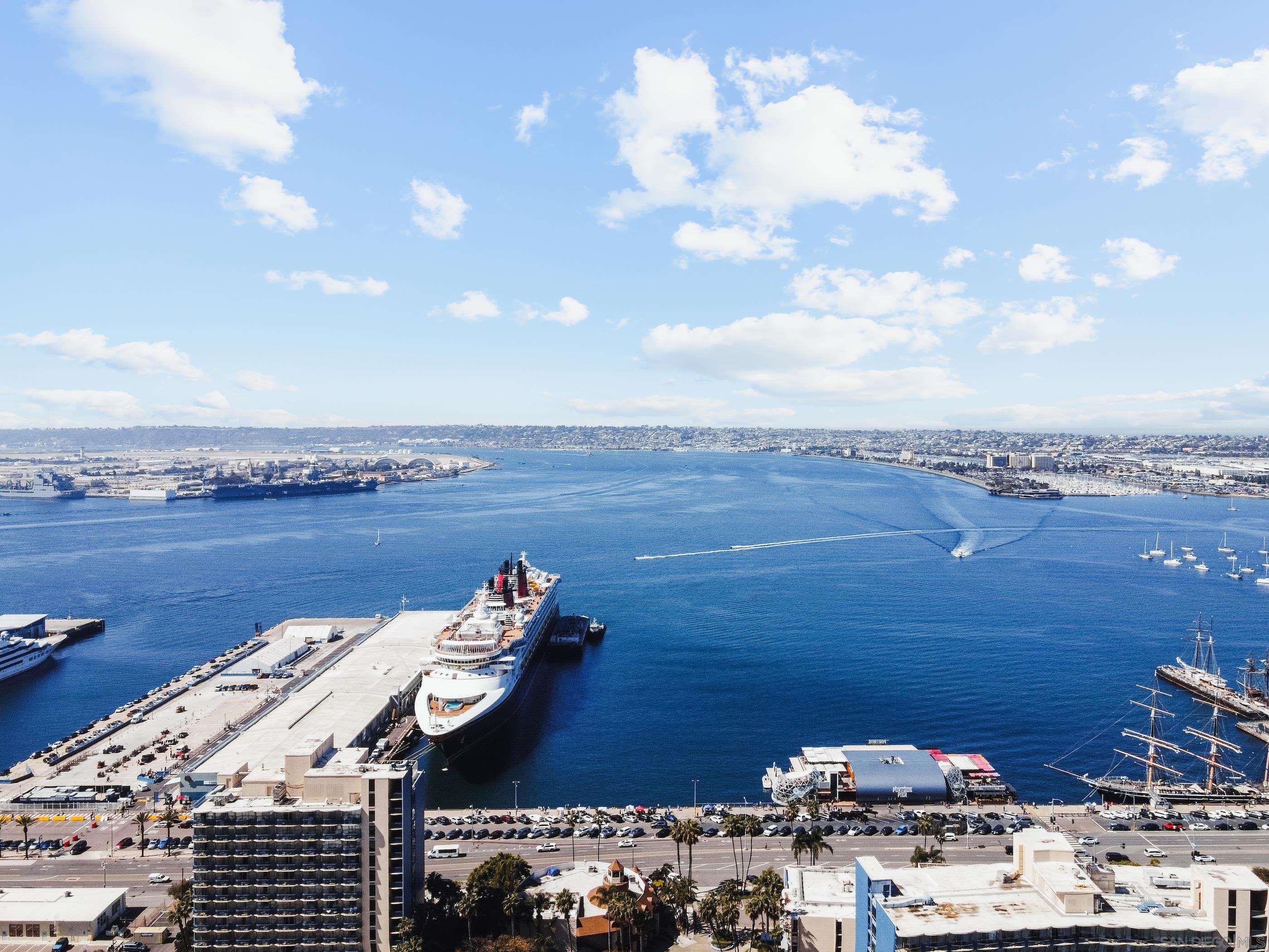 Detail Gallery Image 25 of 38 For 1205  Pacific Hwy  #1505,  San Diego,  CA 92101 - 2 Beds | 2 Baths