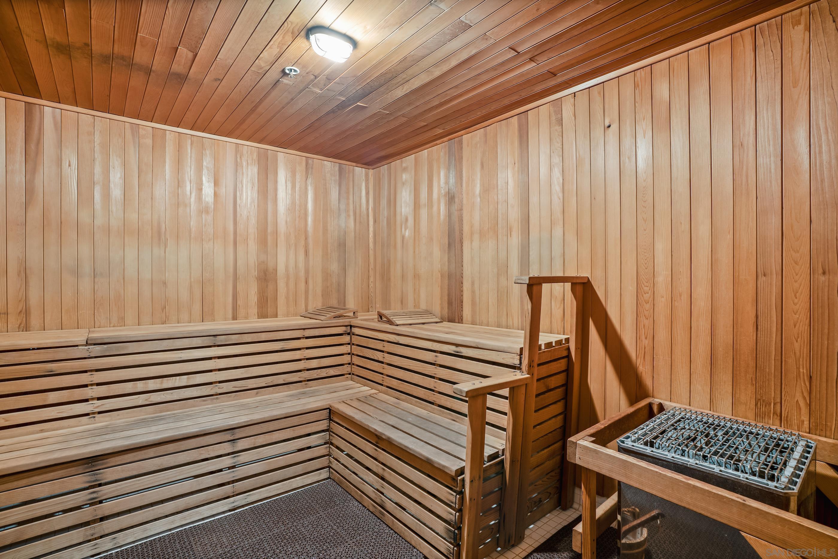 Detail Gallery Image 35 of 38 For 1205  Pacific Hwy  #1505,  San Diego,  CA 92101 - 2 Beds | 2 Baths