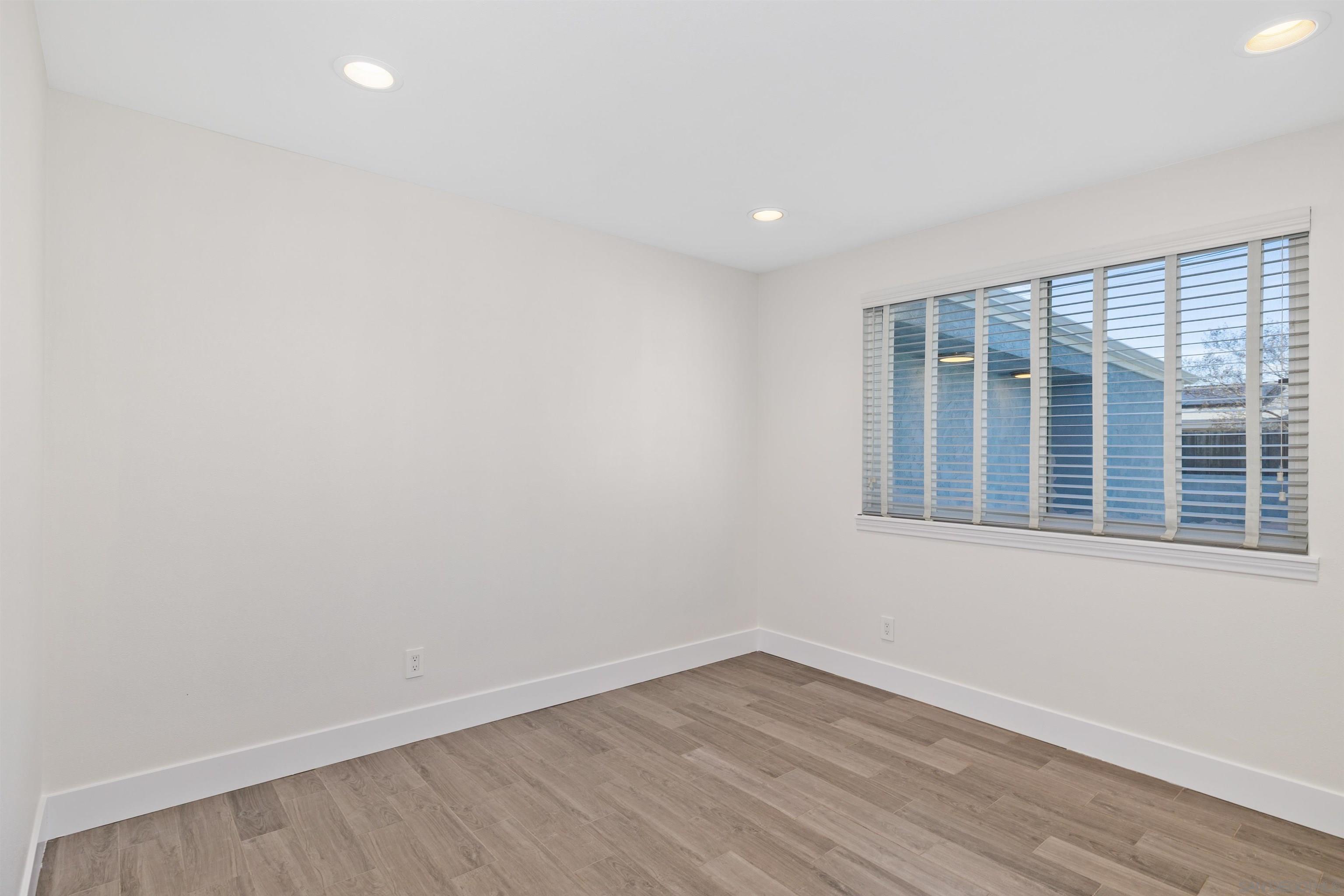 Detail Gallery Image 23 of 29 For 3708  Ben St, San Diego,  CA 92111 - 3 Beds | 2 Baths