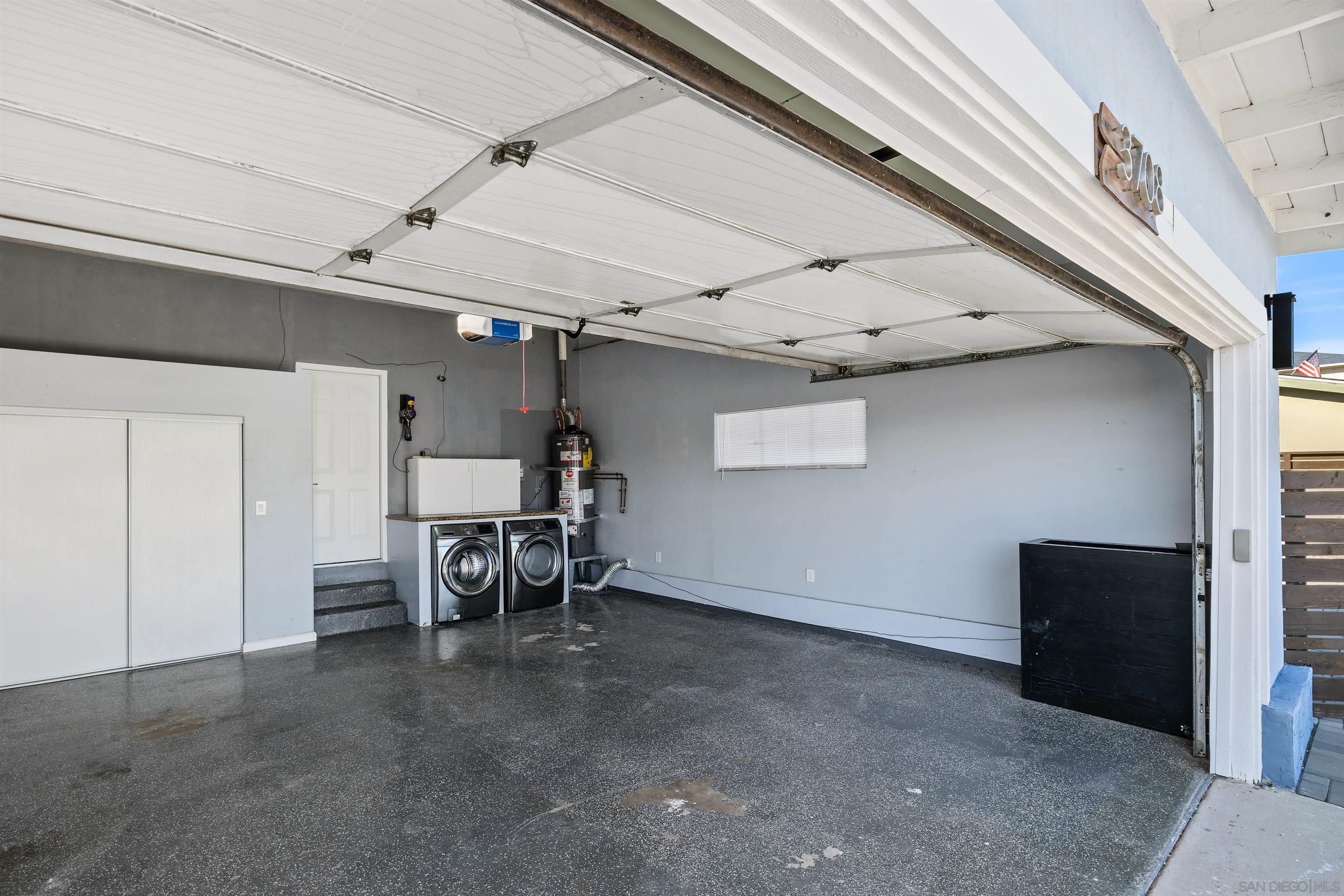 Detail Gallery Image 24 of 29 For 3708  Ben St, San Diego,  CA 92111 - 3 Beds | 2 Baths