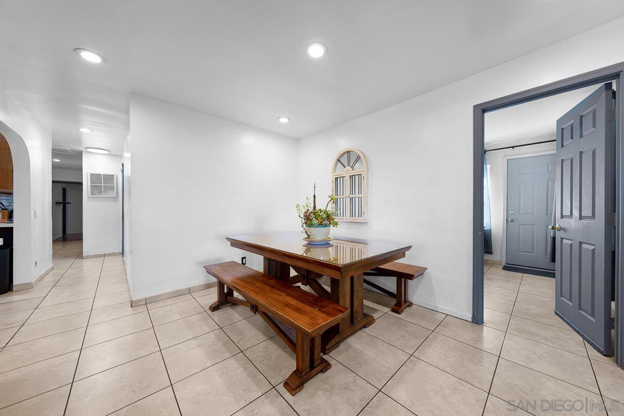 Detail Gallery Image 29 of 46 For 1465  S 40th St., San Diego,  CA 92113 - 5 Beds | 3 Baths