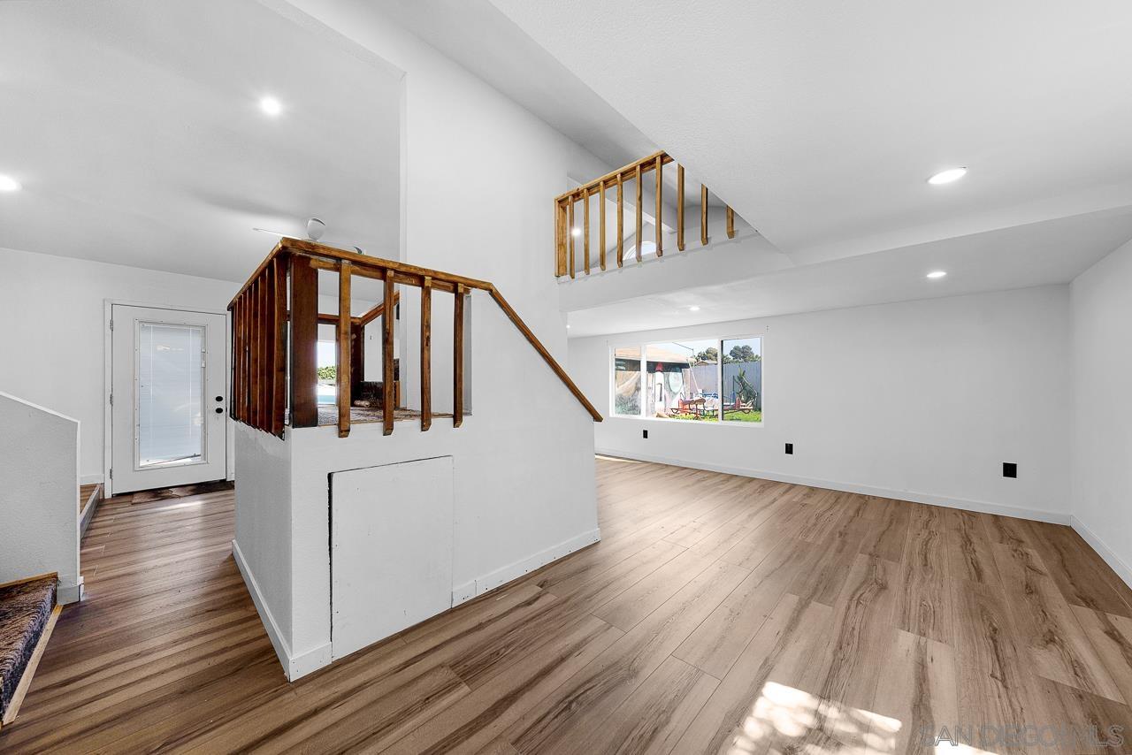 Detail Gallery Image 7 of 46 For 1465  S 40th St., San Diego,  CA 92113 - 5 Beds | 3 Baths