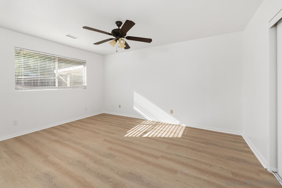 Detail Gallery Image 11 of 46 For 7696  Kiwi St, San Diego,  CA 92123 - 8 Beds | 5 Baths