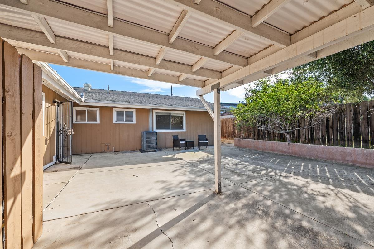 Detail Gallery Image 20 of 46 For 7696  Kiwi St, San Diego,  CA 92123 - 8 Beds | 5 Baths