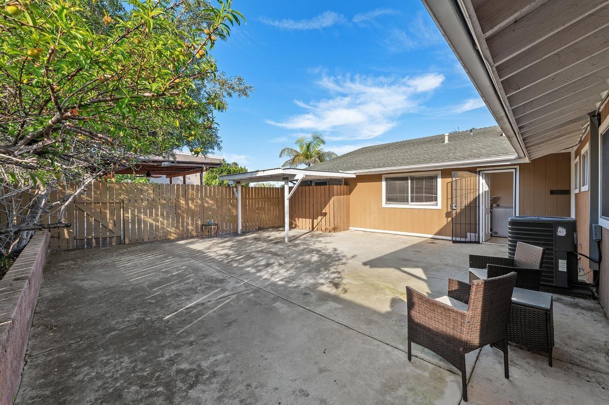 Detail Gallery Image 23 of 46 For 7696  Kiwi St, San Diego,  CA 92123 - 8 Beds | 5 Baths