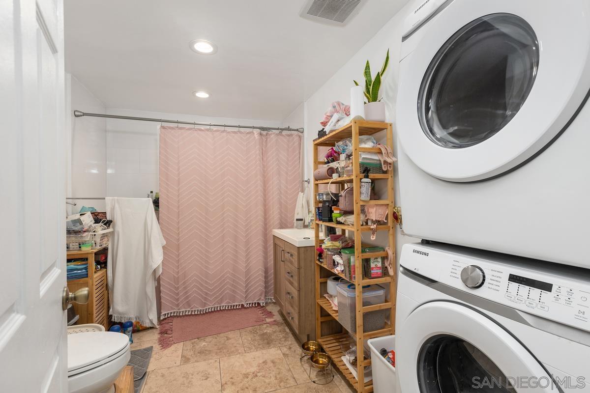 Detail Gallery Image 41 of 46 For 7696  Kiwi St, San Diego,  CA 92123 - 8 Beds | 5 Baths