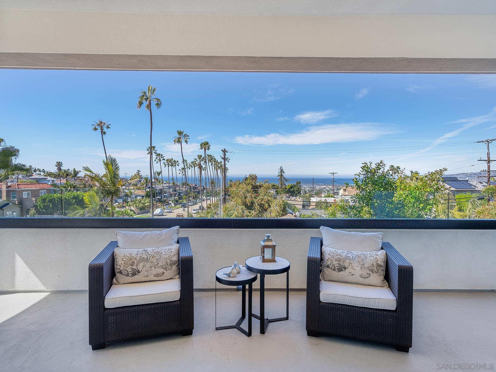 Detail Gallery Image 21 of 50 For 4386  Newport Ave, San Diego,  CA 92107 - 5 Beds | 4/1 Baths