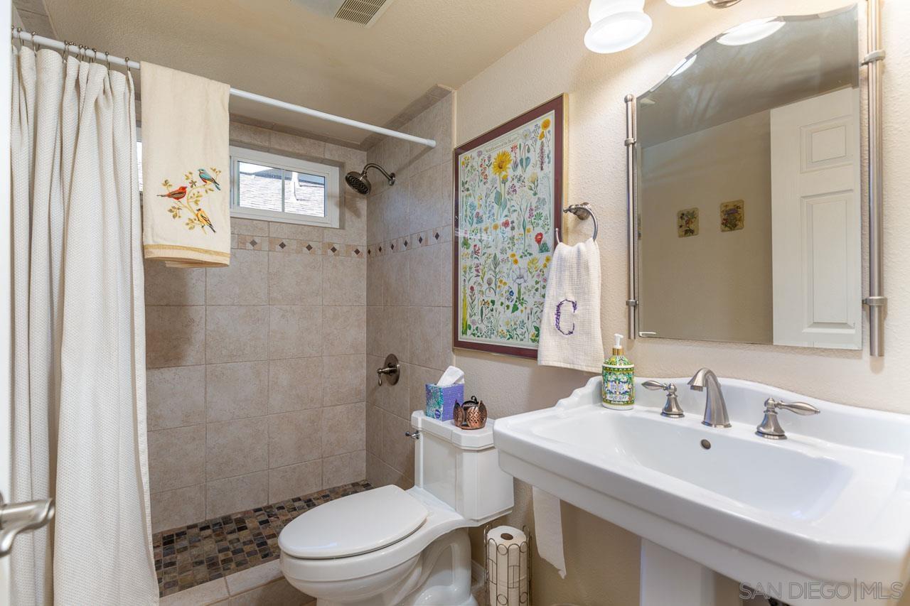 Detail Gallery Image 9 of 21 For 5867  Mount Alifan Dr, San Diego,  CA 92111 - 2 Beds | 2 Baths