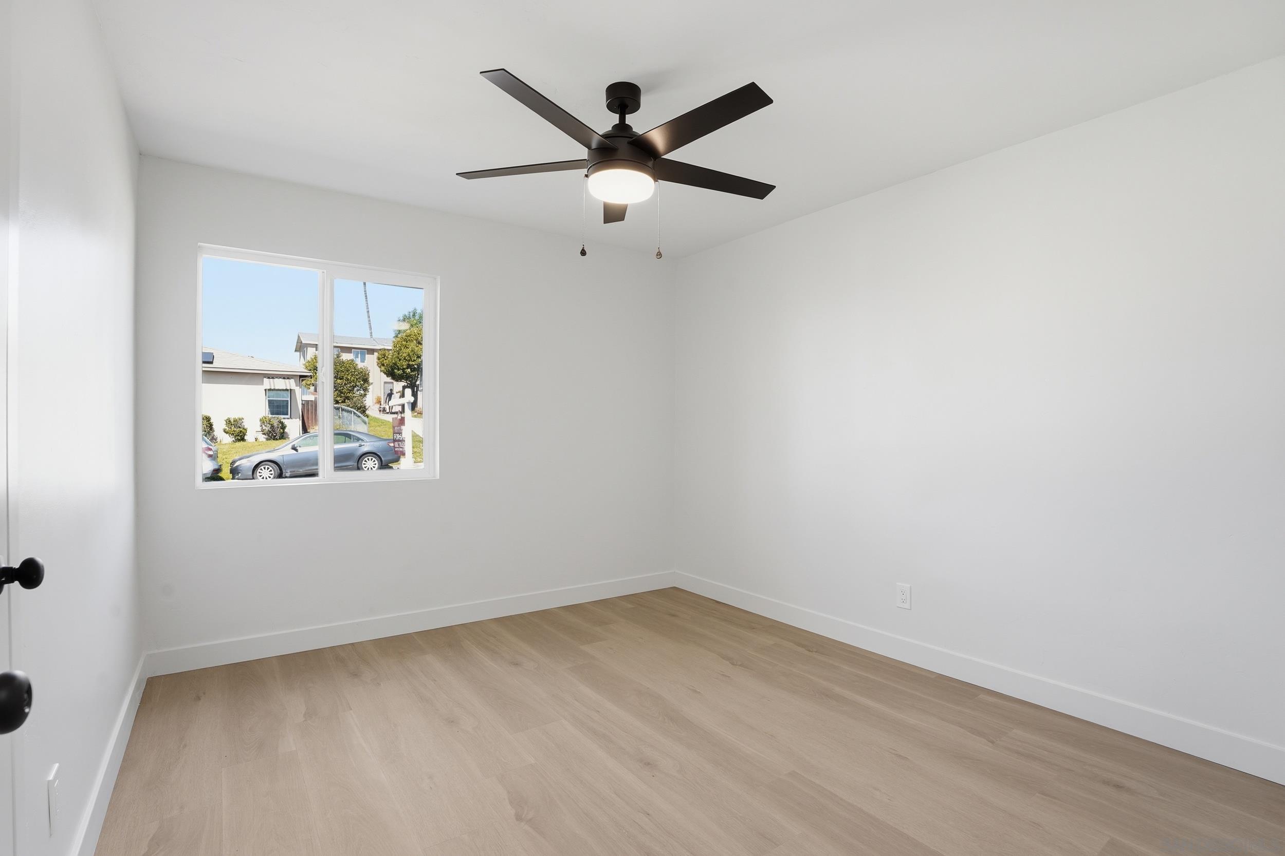 Detail Gallery Image 11 of 21 For 5935  Schuyler St, San Diego,  CA 92139 - 4 Beds | 2 Baths