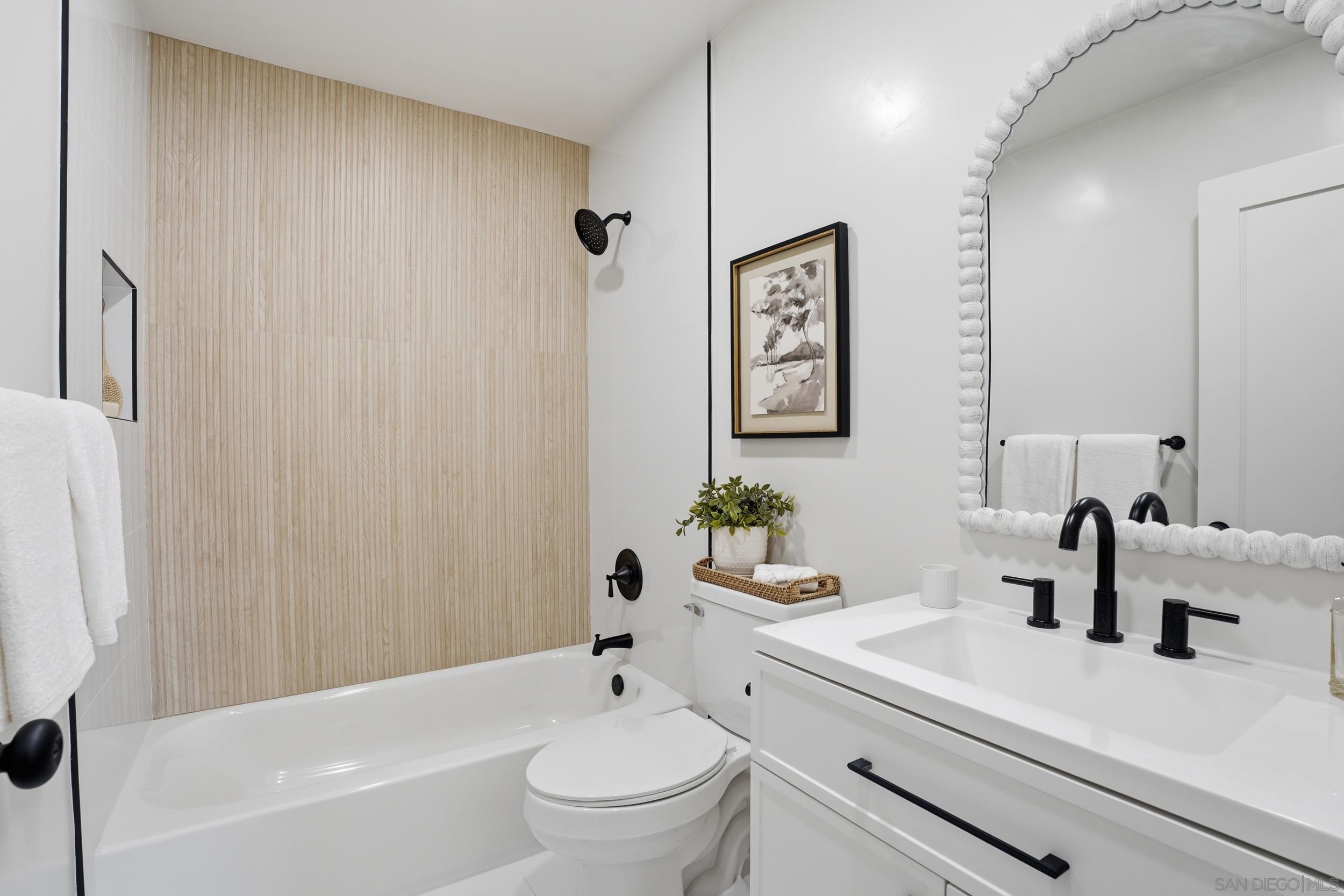 Detail Gallery Image 13 of 21 For 5935  Schuyler St, San Diego,  CA 92139 - 4 Beds | 2 Baths