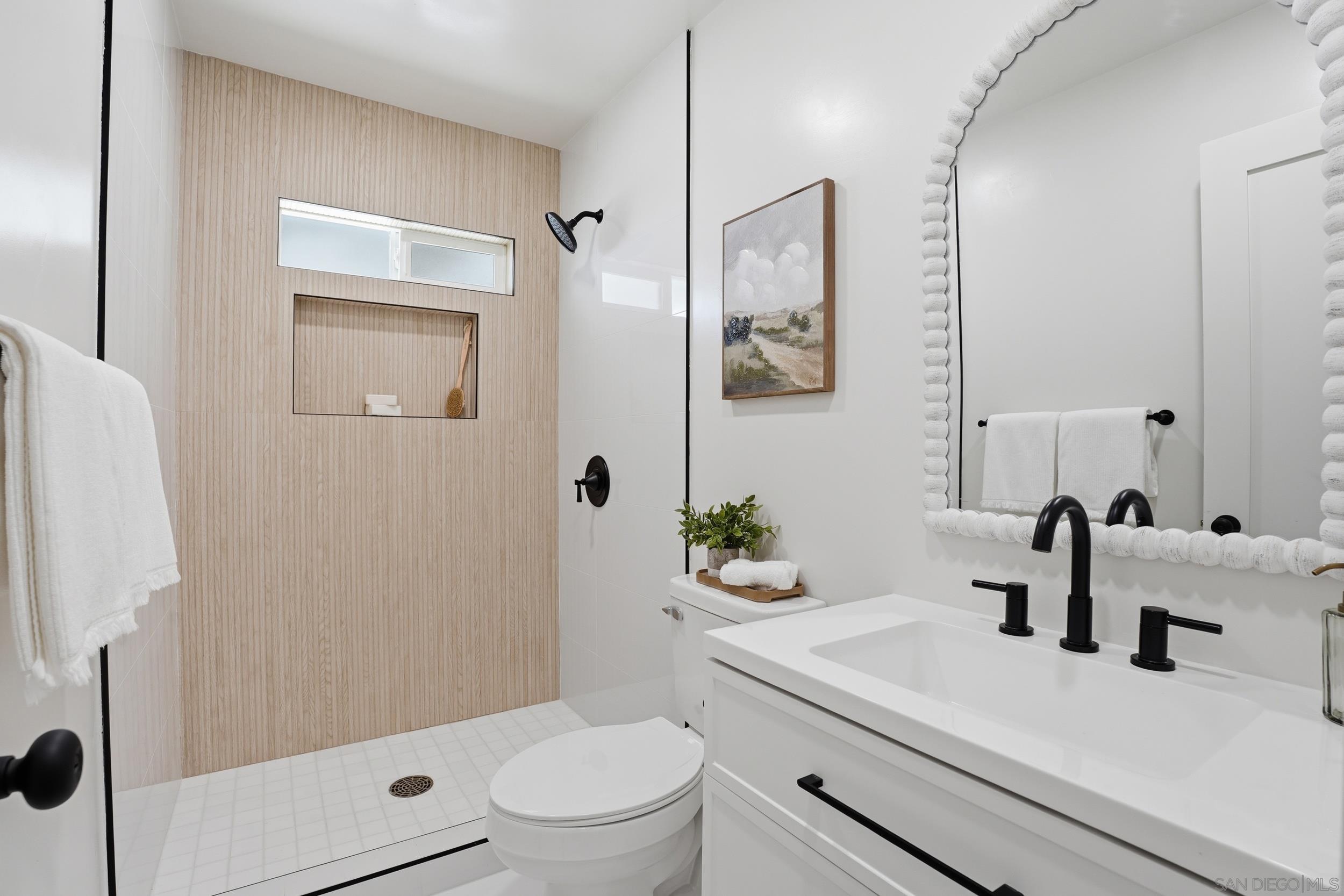 Detail Gallery Image 10 of 21 For 5935  Schuyler St, San Diego,  CA 92139 - 4 Beds | 2 Baths