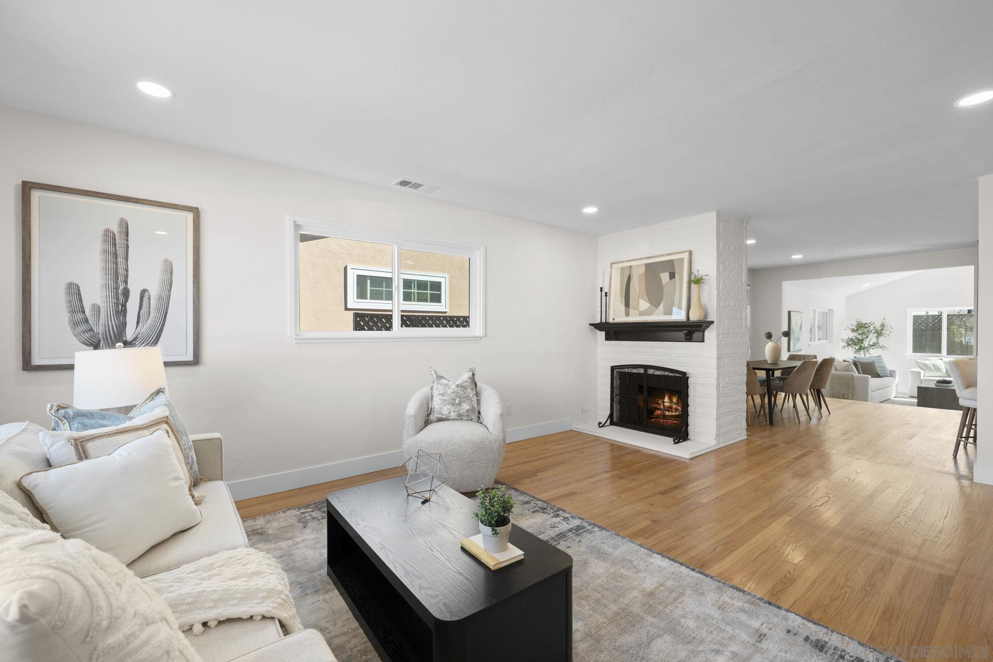 Detail Gallery Image 5 of 29 For 8627  Anrol Avenue, San Diego,  CA 92123 - 4 Beds | 2 Baths