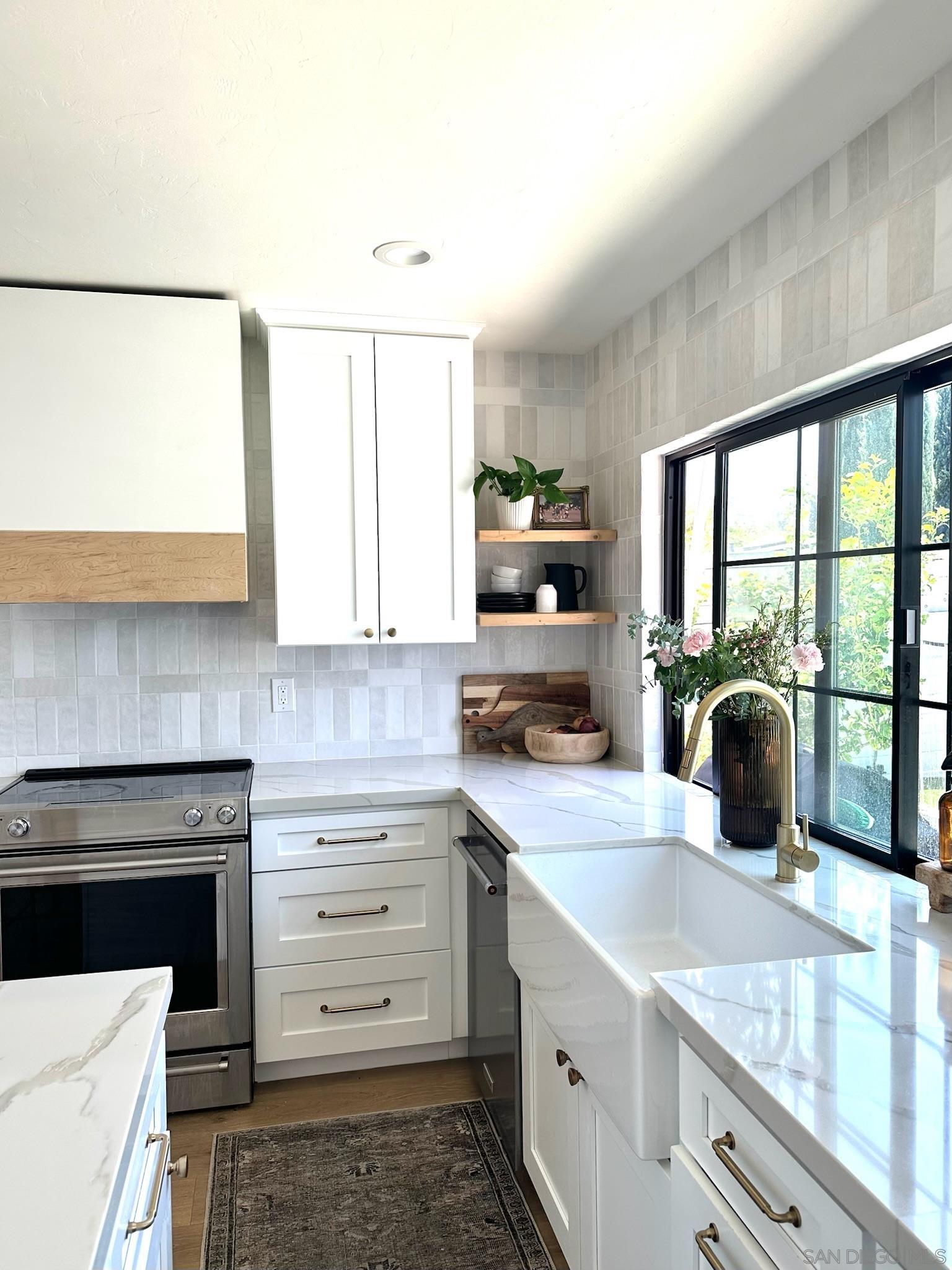 Detail Gallery Image 8 of 34 For 14240  Kendra Way, Poway,  CA 92064 - 4 Beds | 2 Baths