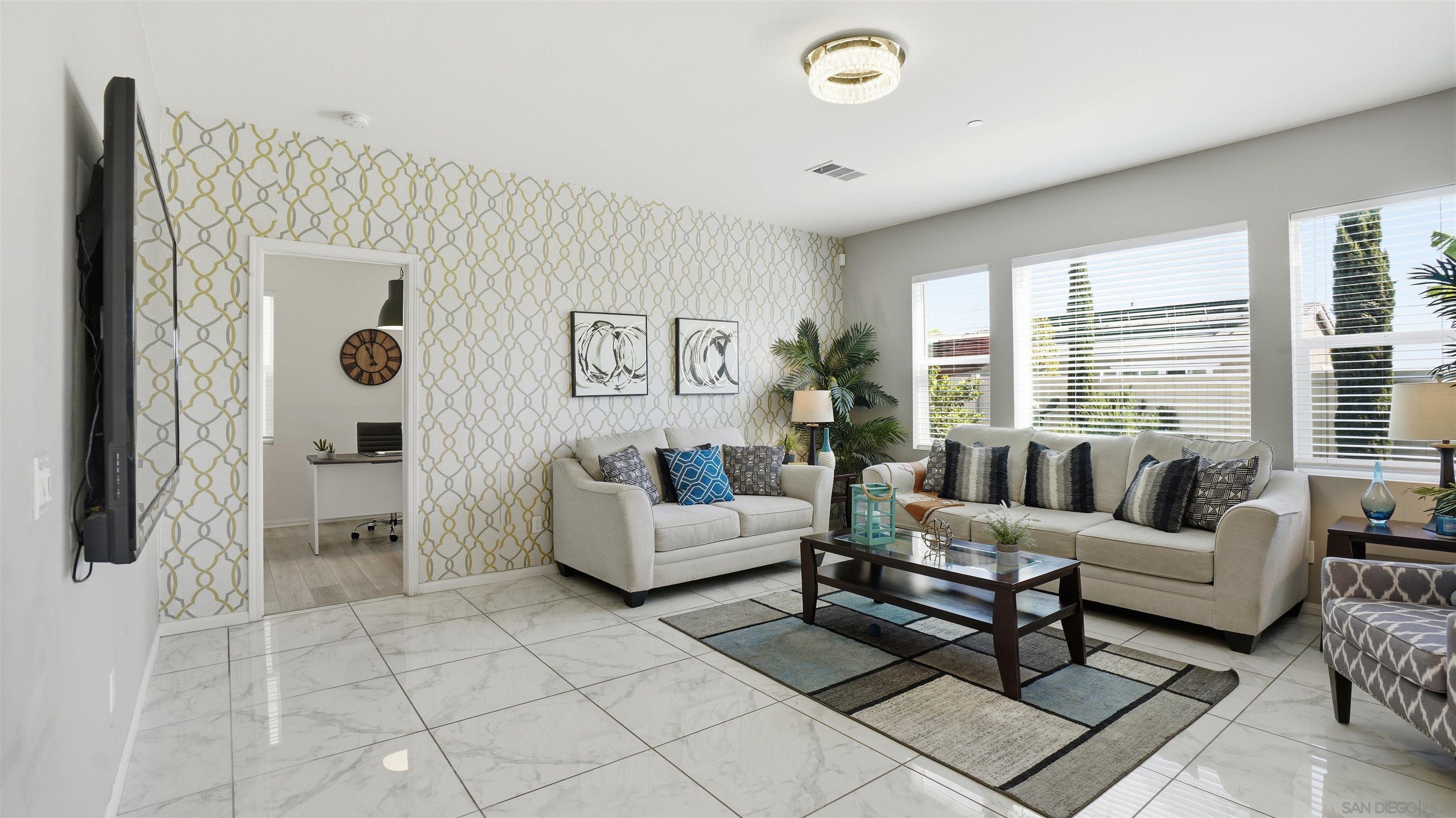 Detail Gallery Image 12 of 34 For 1218  Idanan Rd, Chula Vista,  CA 91913 - 6 Beds | 3/1 Baths