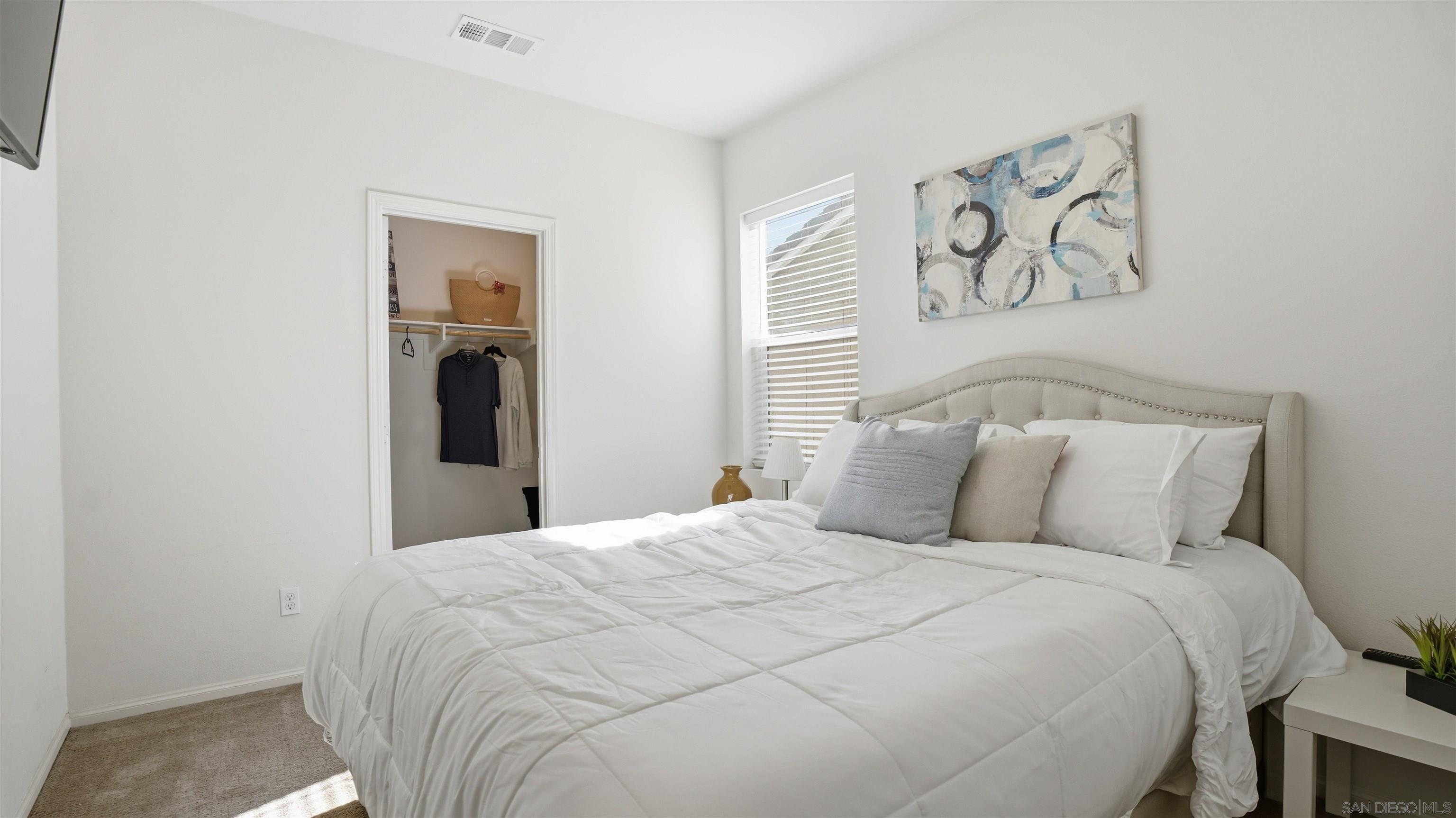 Detail Gallery Image 30 of 34 For 1218  Idanan Rd, Chula Vista,  CA 91913 - 6 Beds | 3/1 Baths