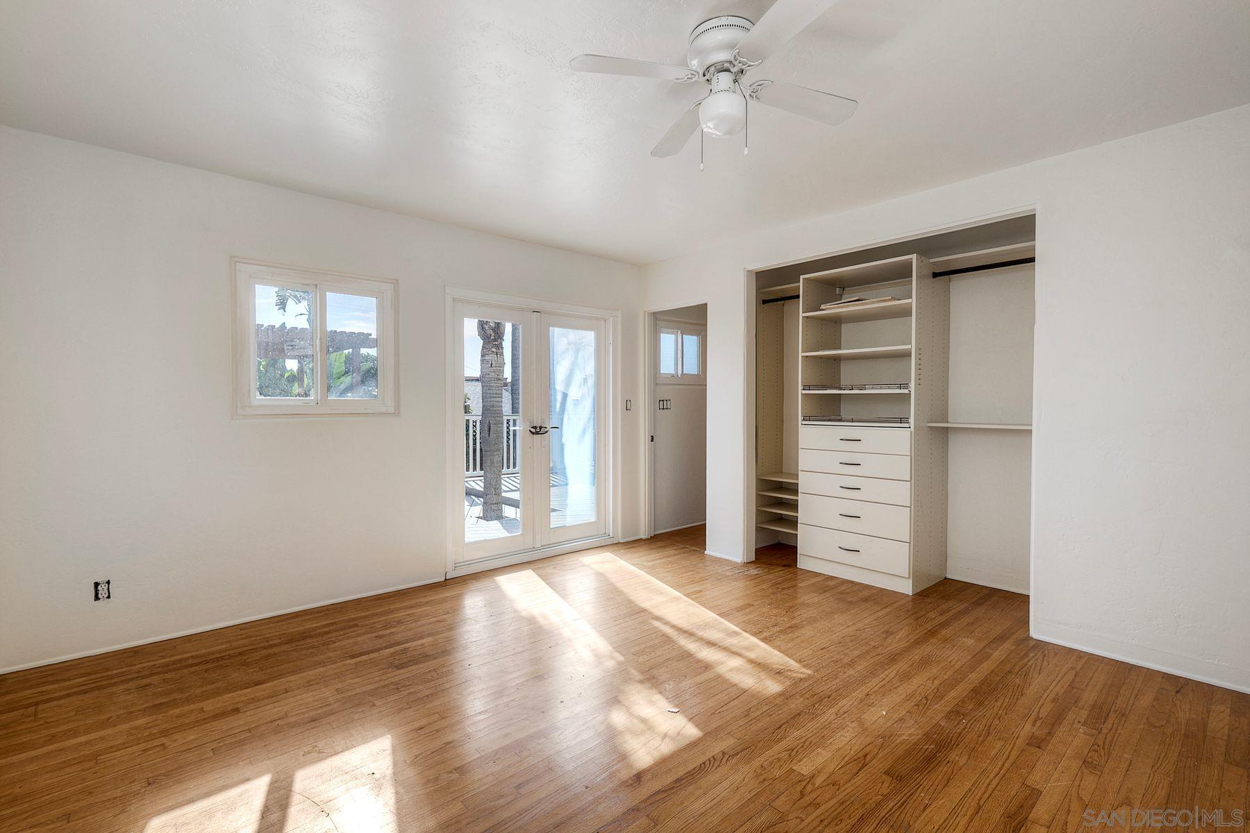 Detail Gallery Image 16 of 23 For 4643  Narragansett Ave, San Diego,  CA 92107 - 4 Beds | 2 Baths